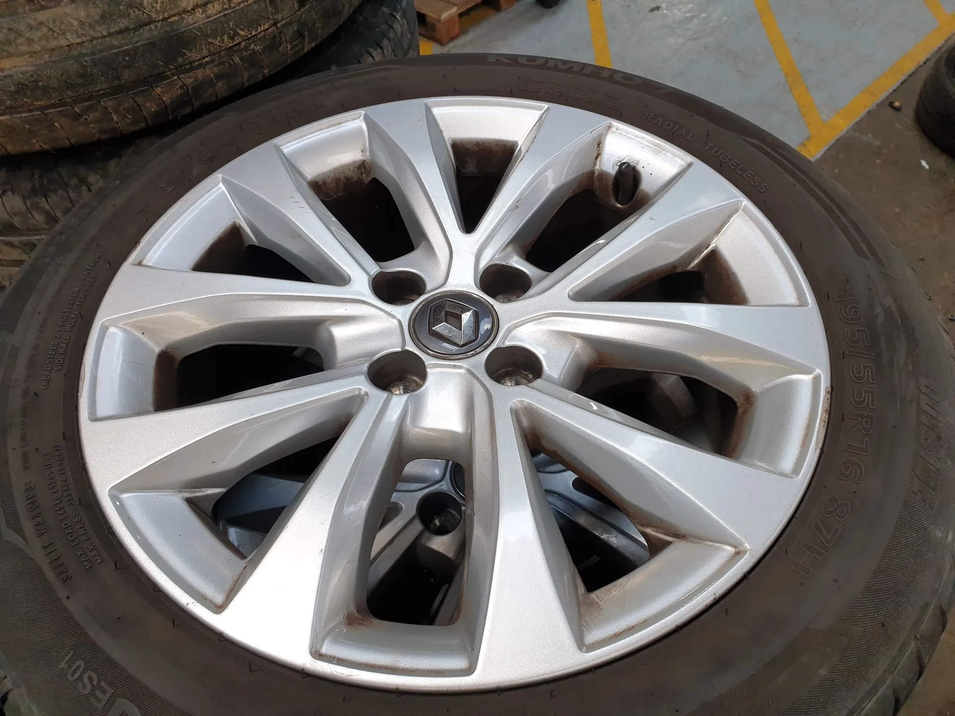 Conjunto Jantes Especiais RENAULT Clio V (BF_) Imagem-4