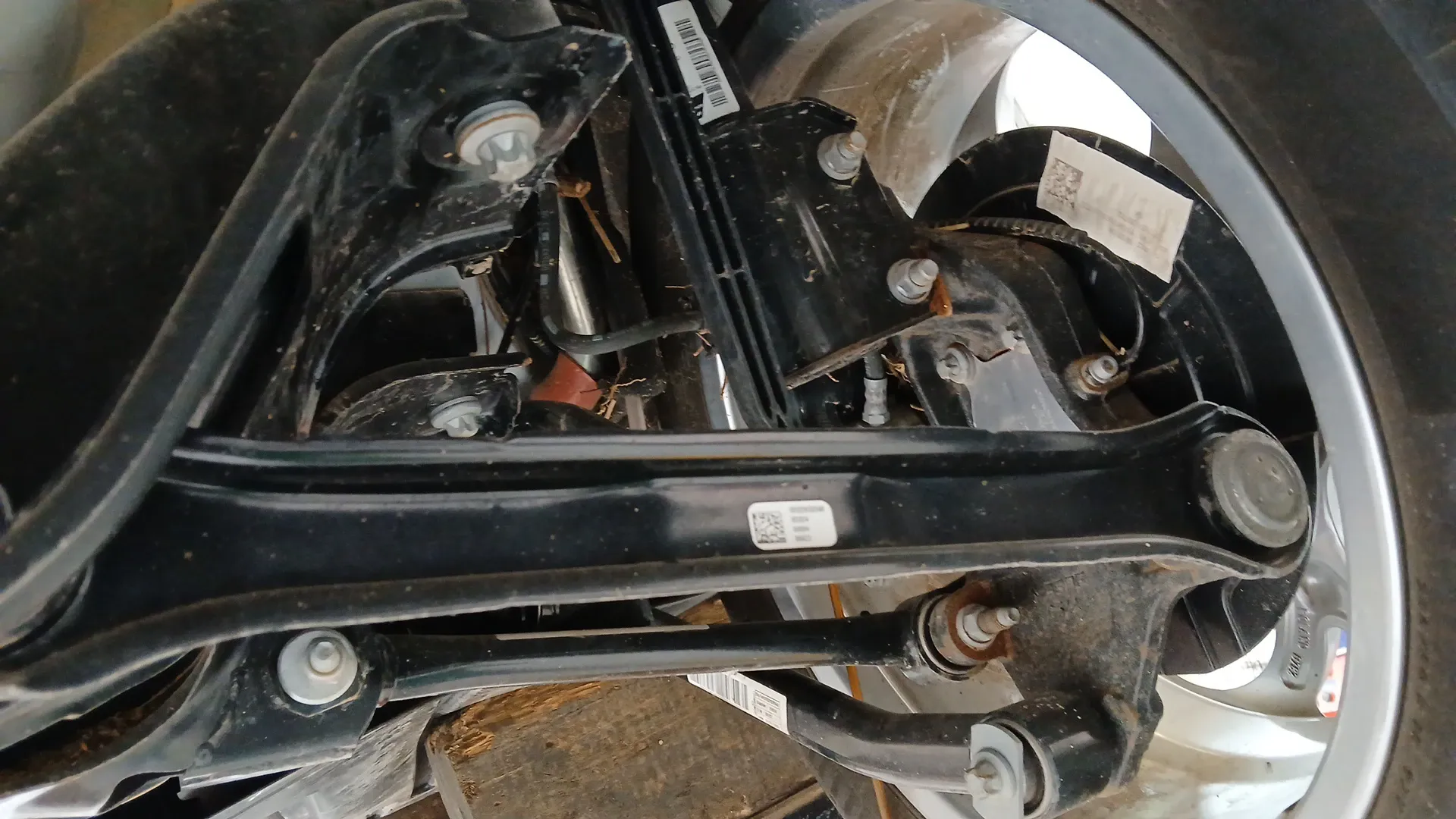 Braço de suspensão trás direito ALFA ROMEO Tonale (965_)