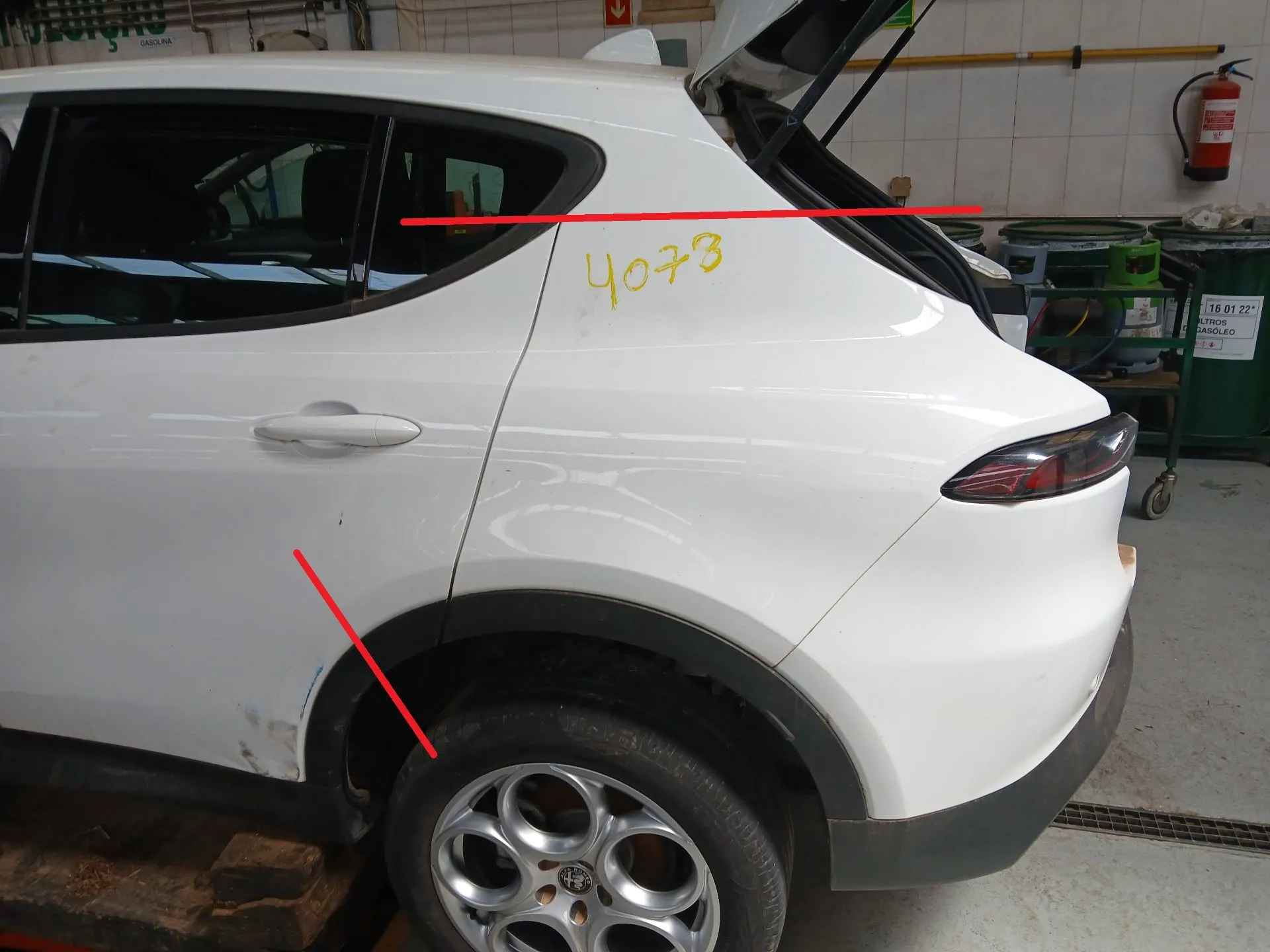 Painel trás esquerdo ALFA ROMEO Tonale (965_)