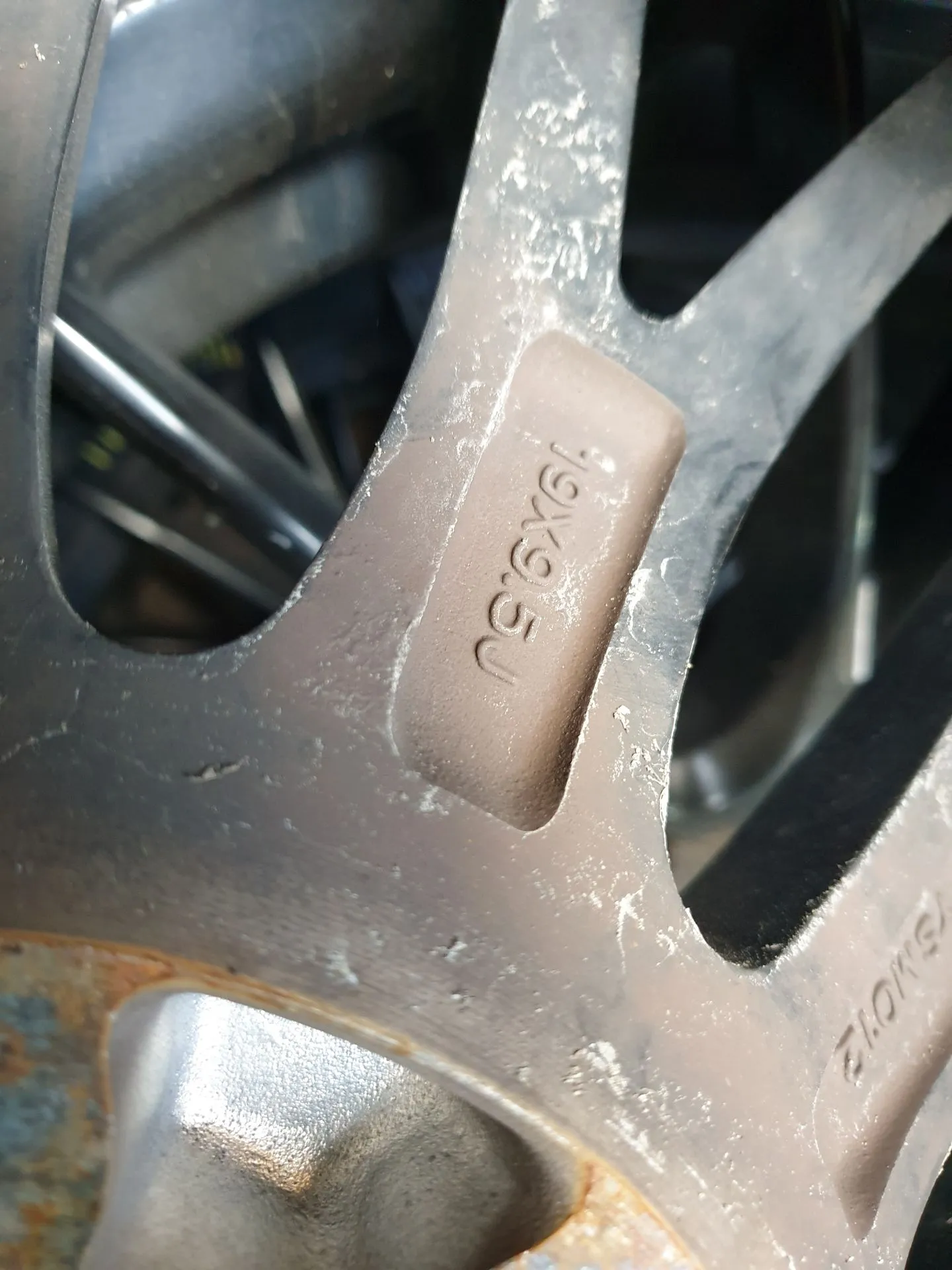 Jante Arrière Gauche BMW 5 Touring (F11) Imagem-1