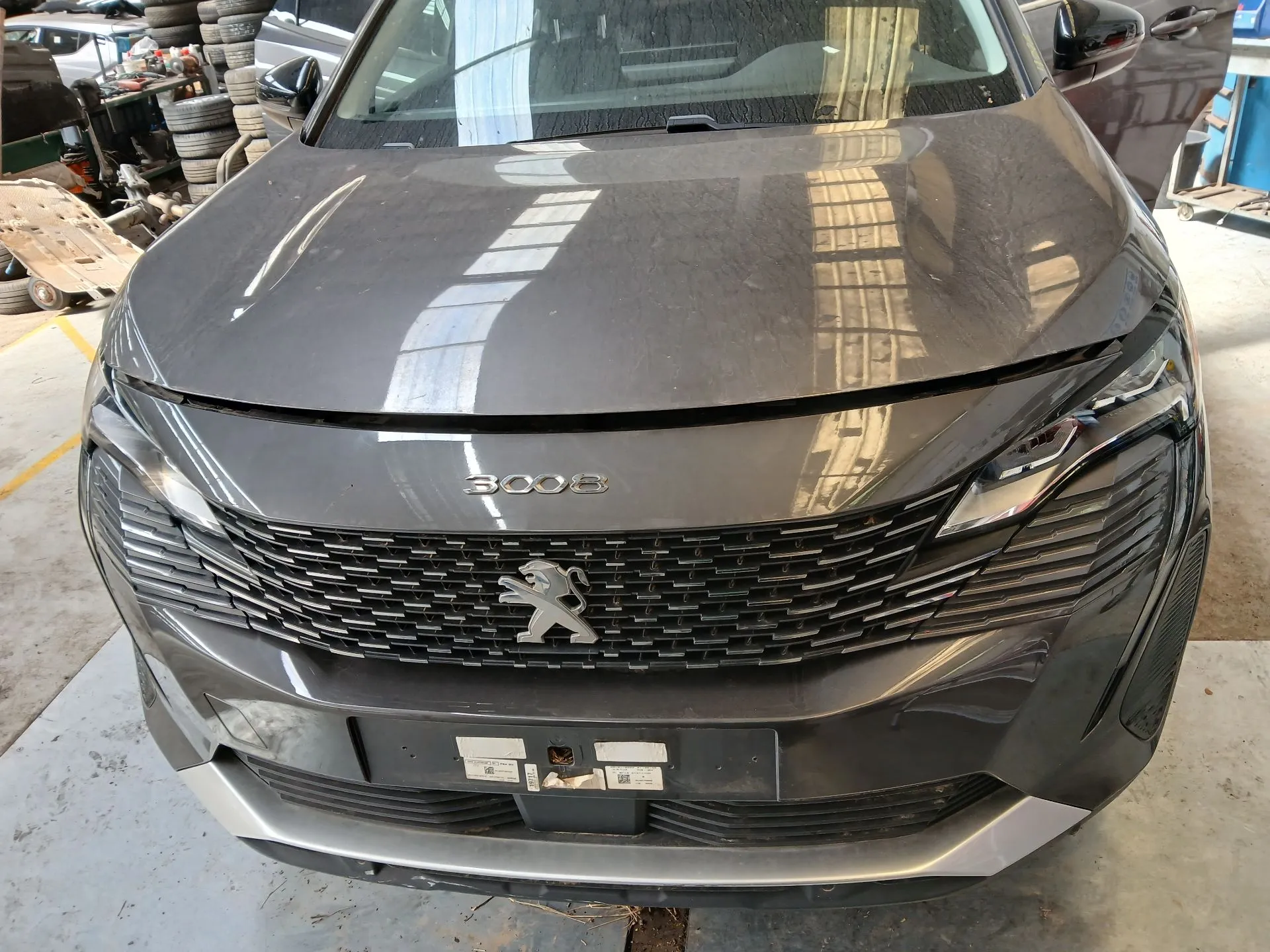 Frente Completa PEUGEOT 3008 II (M_) Imagem-1