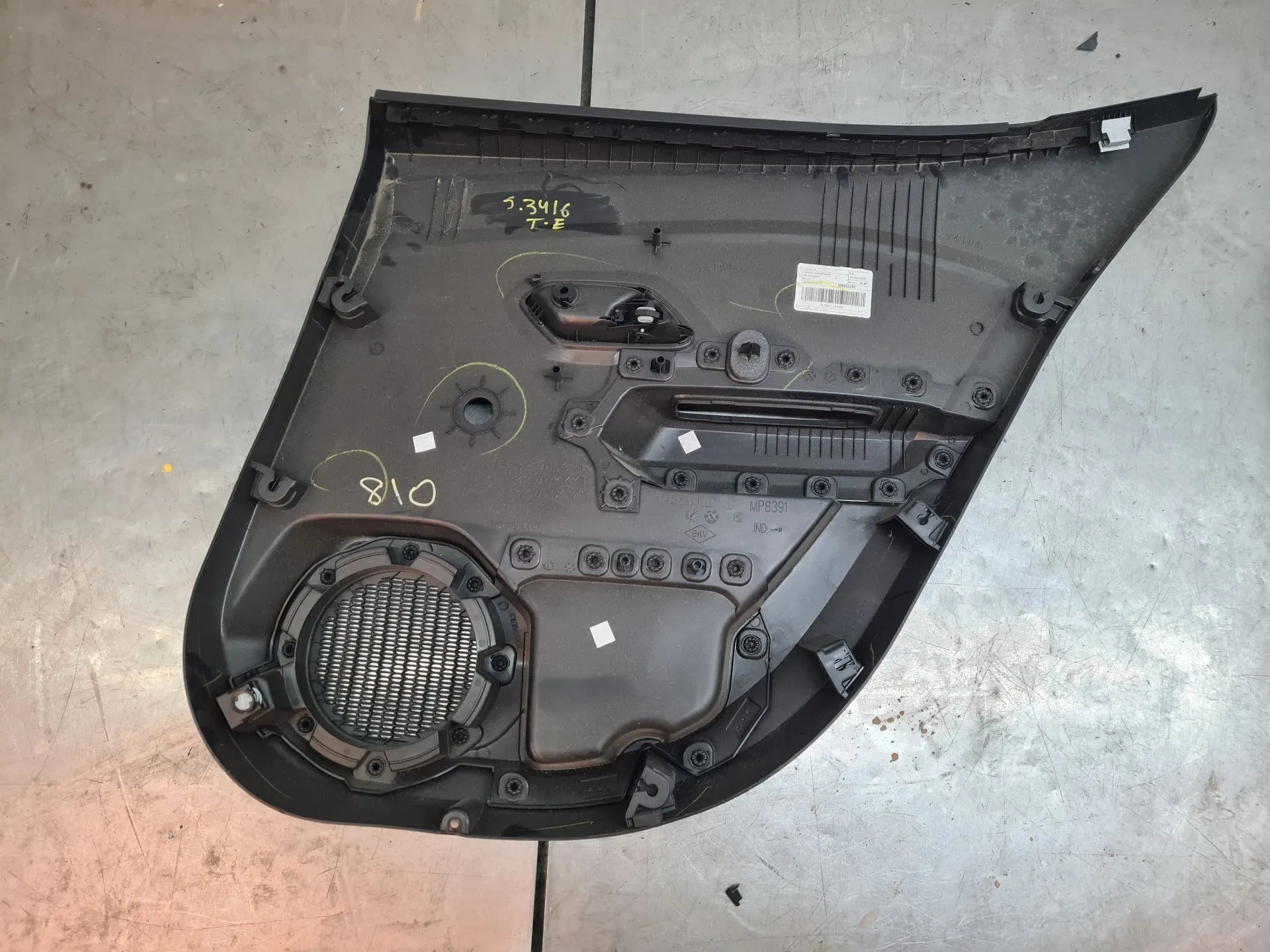 Forra porta / quartela trás esquerda DACIA Sandero III Imagem-1