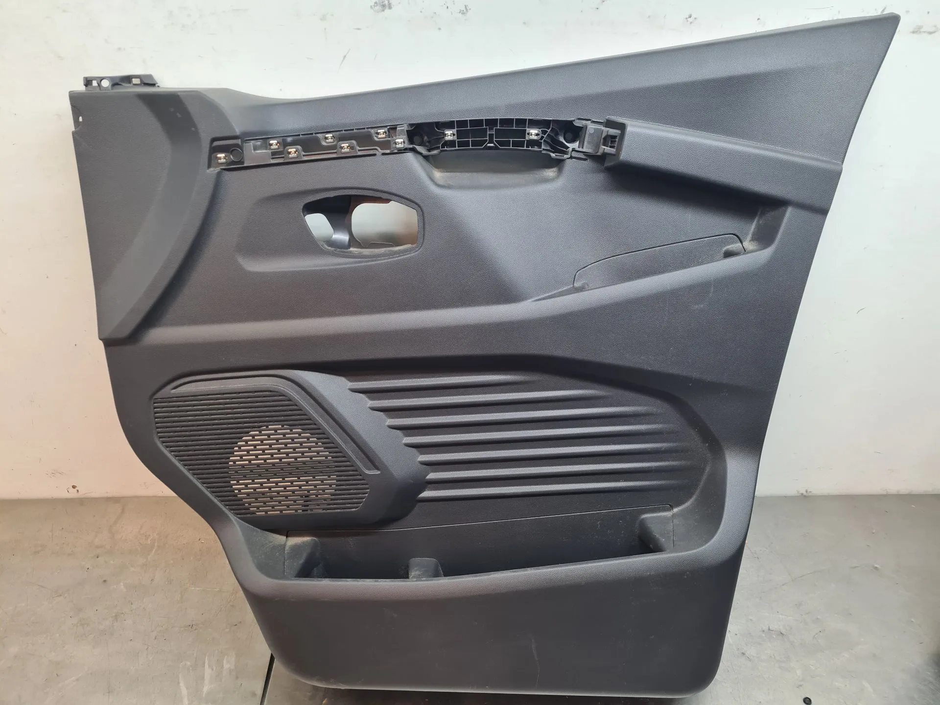 Rivestimento porta anteriore destra RENAULT Trafic III (FG_)