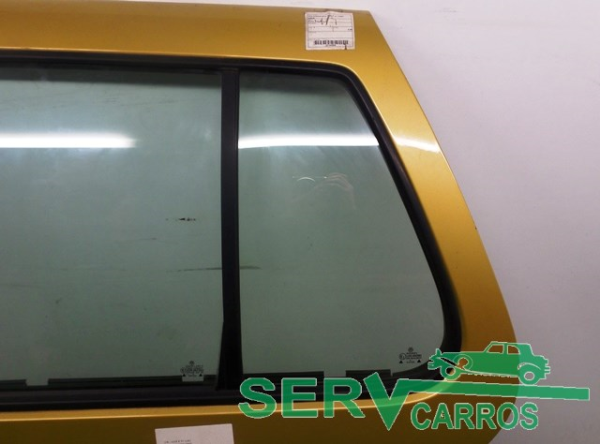 Vidro triangular da porta trás esquerdo VOLKSWAGEN Golf IV (1J1)