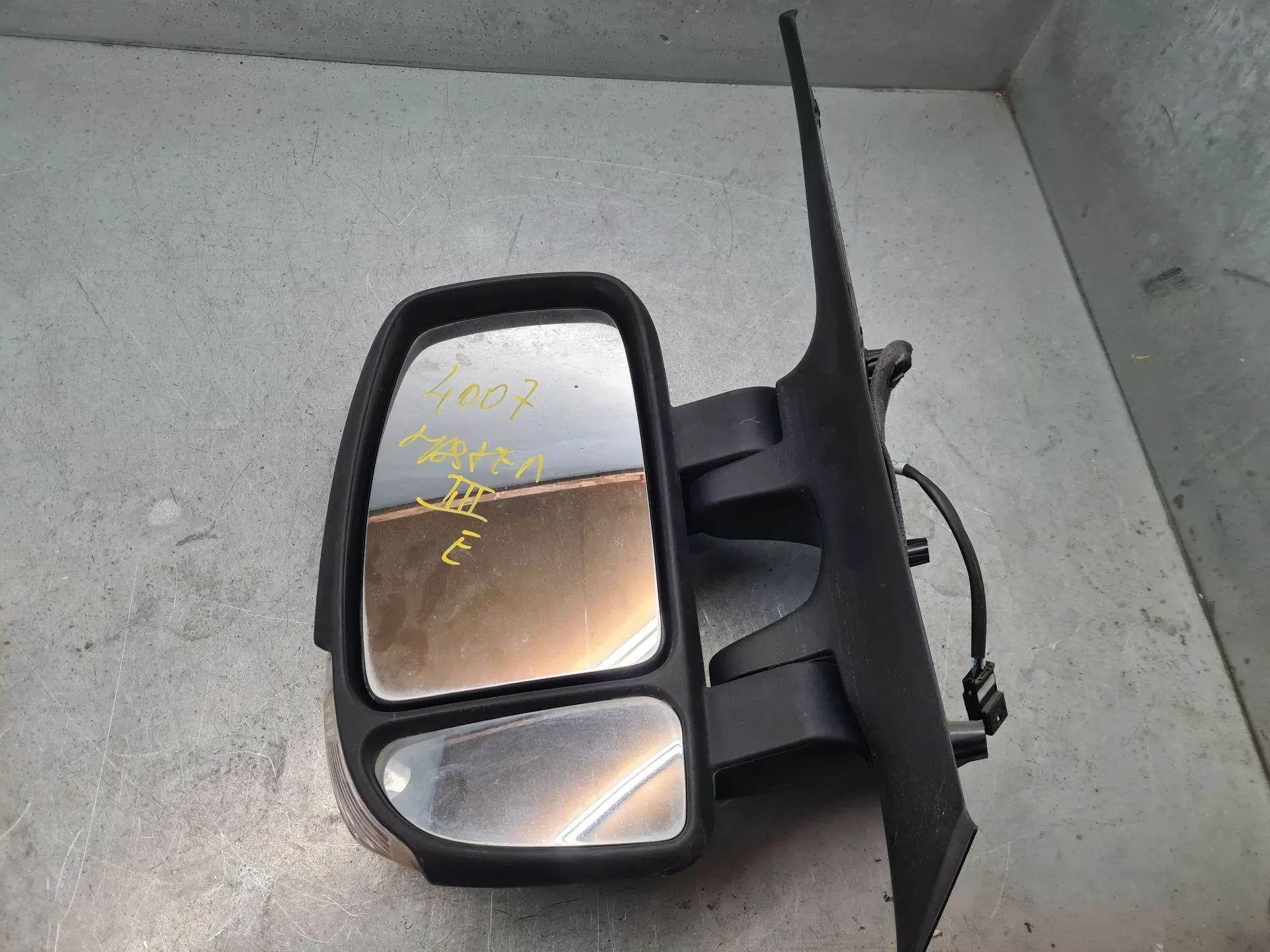 Retrovisor / espelho esquerdo RENAULT Master III (FV) Imagem-1