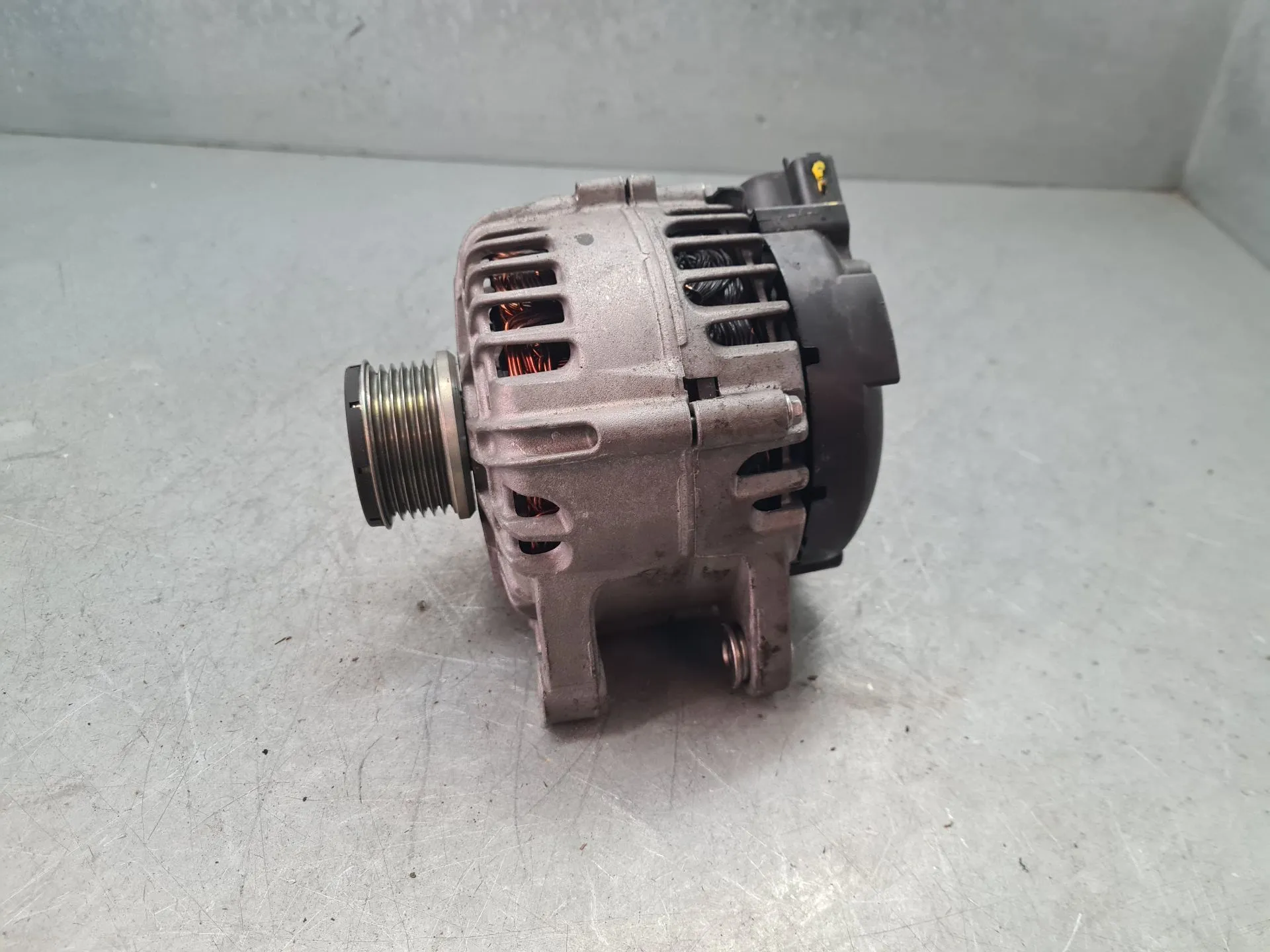 Alternador PEUGEOT 2008 II (U_) Imagem-1