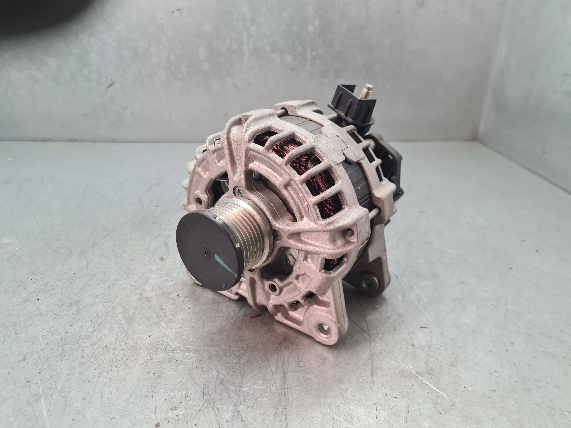 Alternador DACIA Sandero III Imagem-1