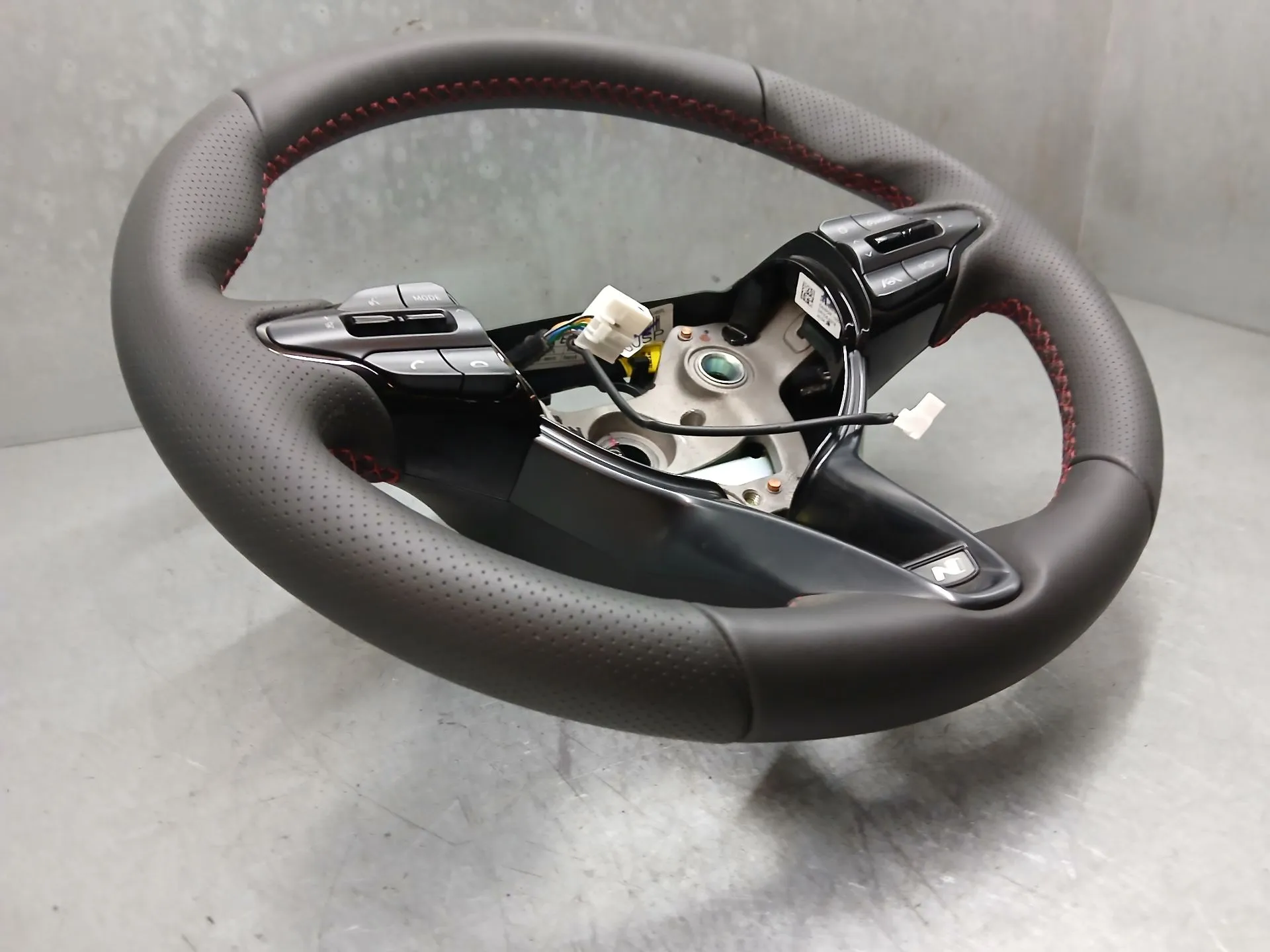 Volante HYUNDAI i30 Fastback (PDE) Imagem-4