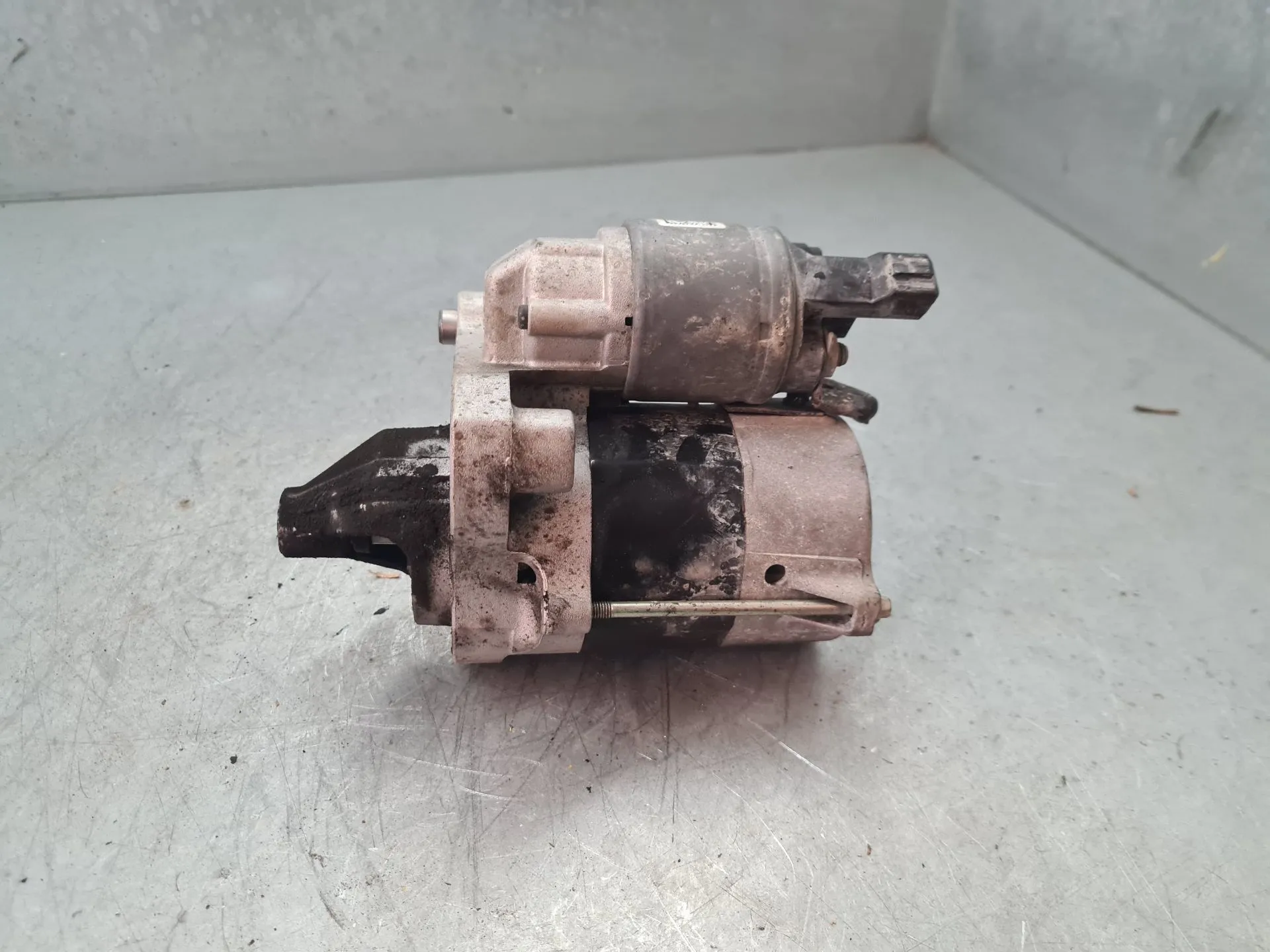 Motor de arranque PEUGEOT 208 II Imagem-2