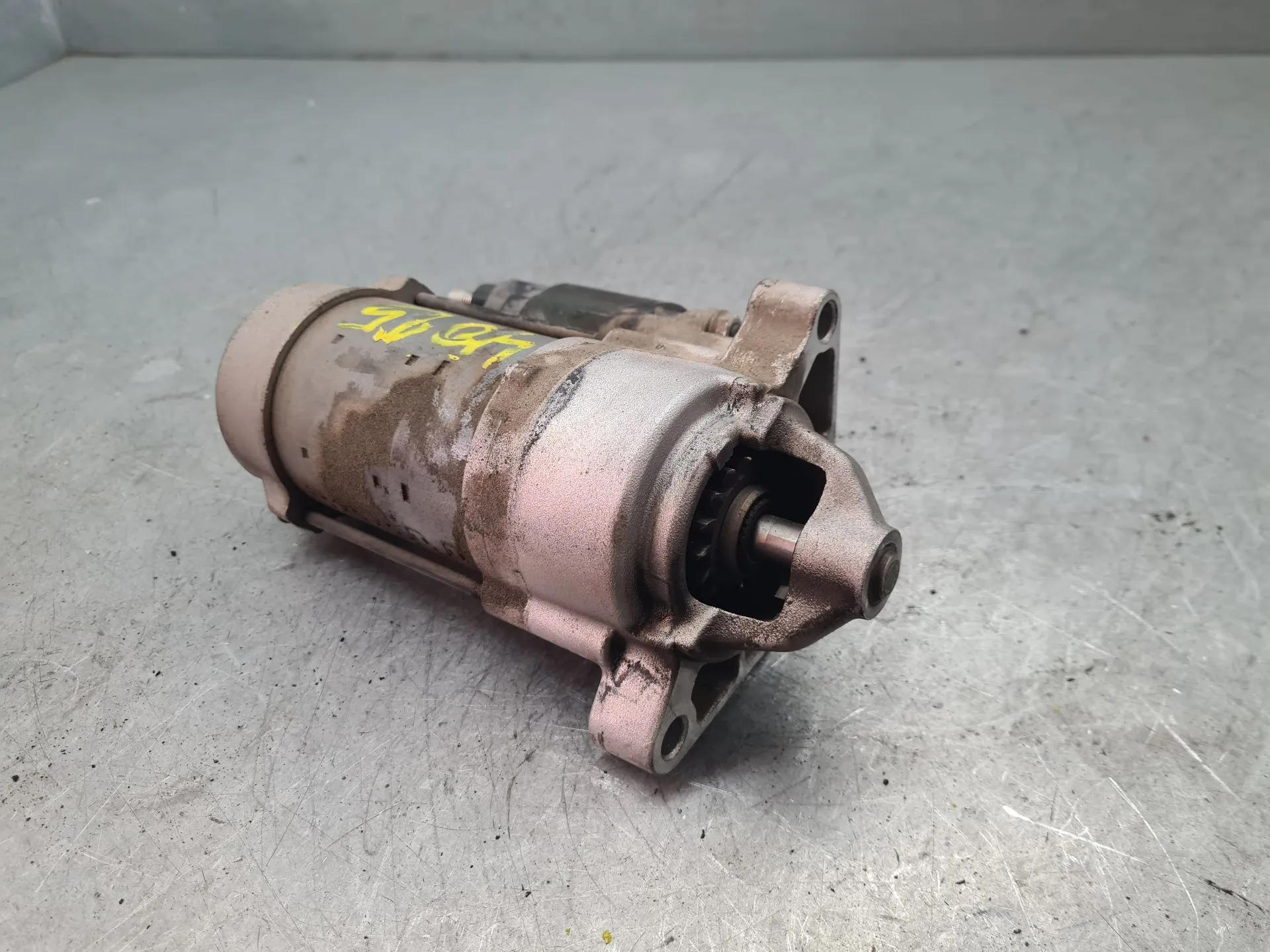 Motor de arranque BMW X1 (F48) Imagem-2