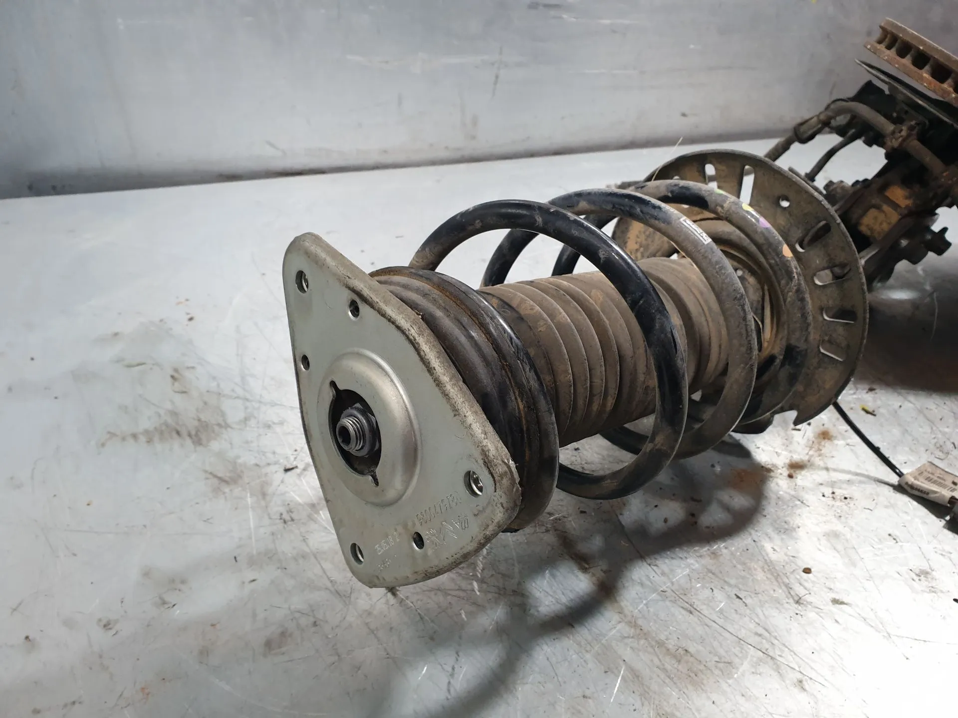 Ammortizzatore Anteriore Sinistro PEUGEOT 3008 II (M_) Imagem-2