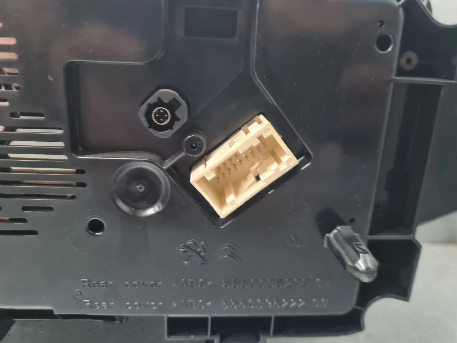 Instrument cluster PEUGEOT 3008 II (M_) Imagem-4