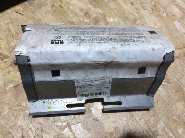 Airbag passageiro MERCEDES-BENZ Classe A (W168) Imagem-1