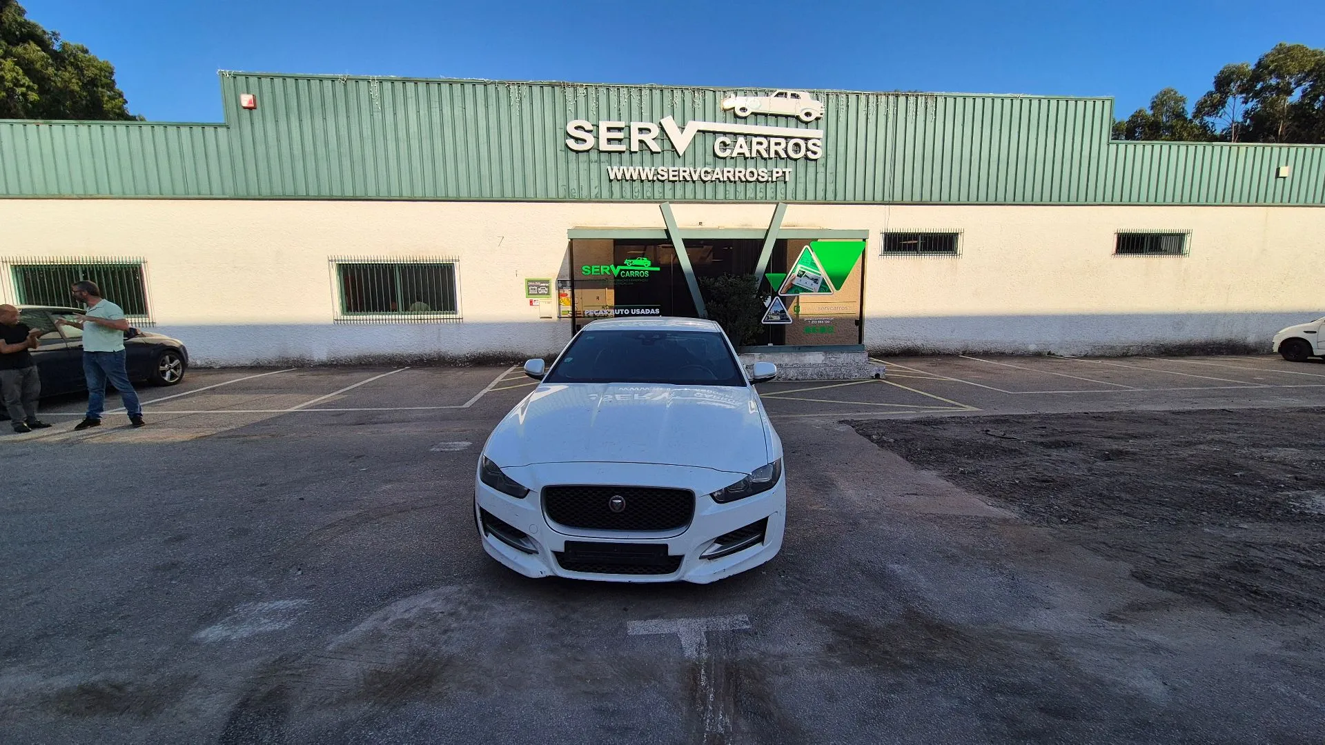 Frente Completa JAGUAR XE (X760) Imagem-1