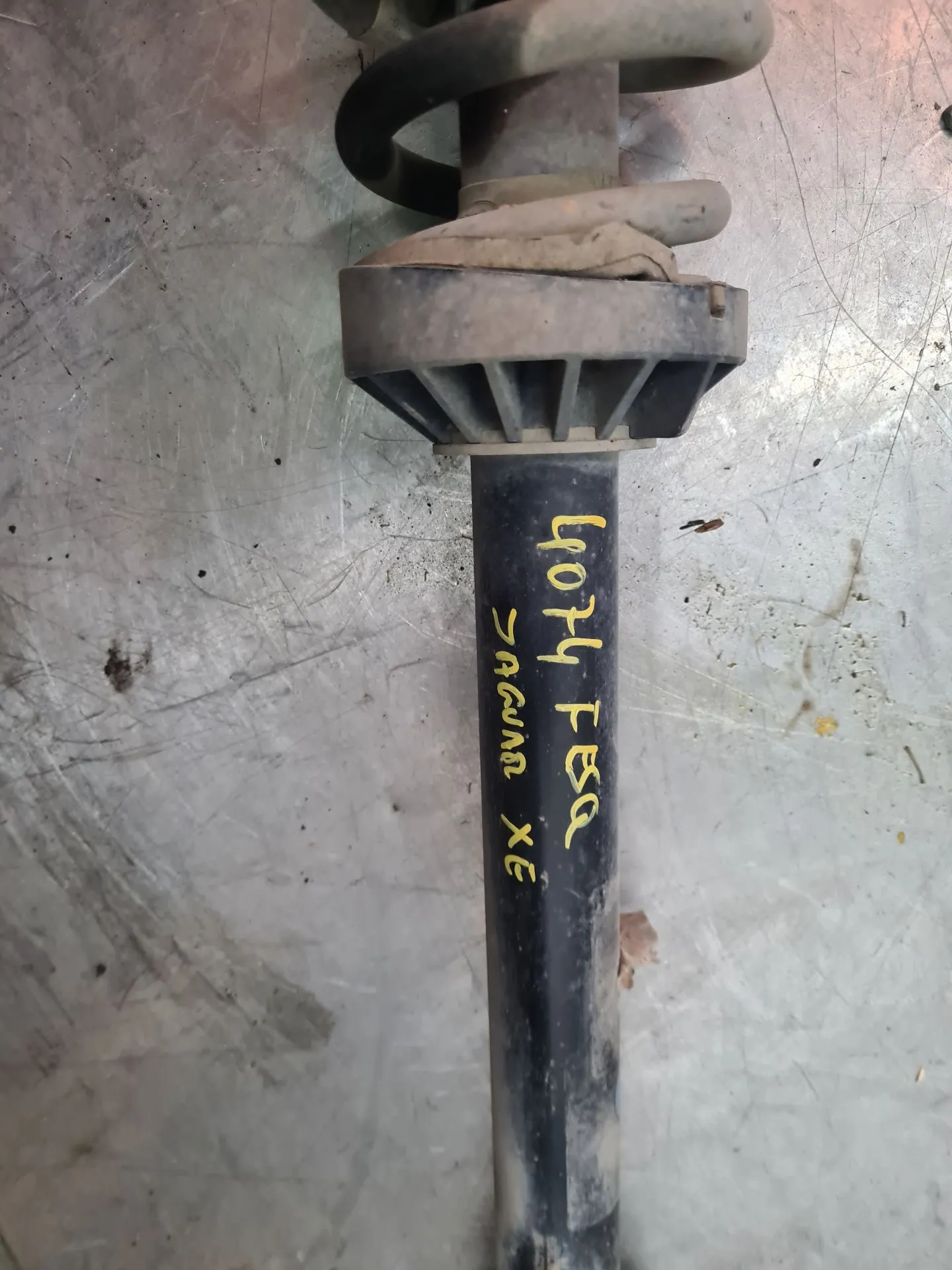 Ammortizzatore Anteriore Sinistro JAGUAR XE (X760) Imagem-1