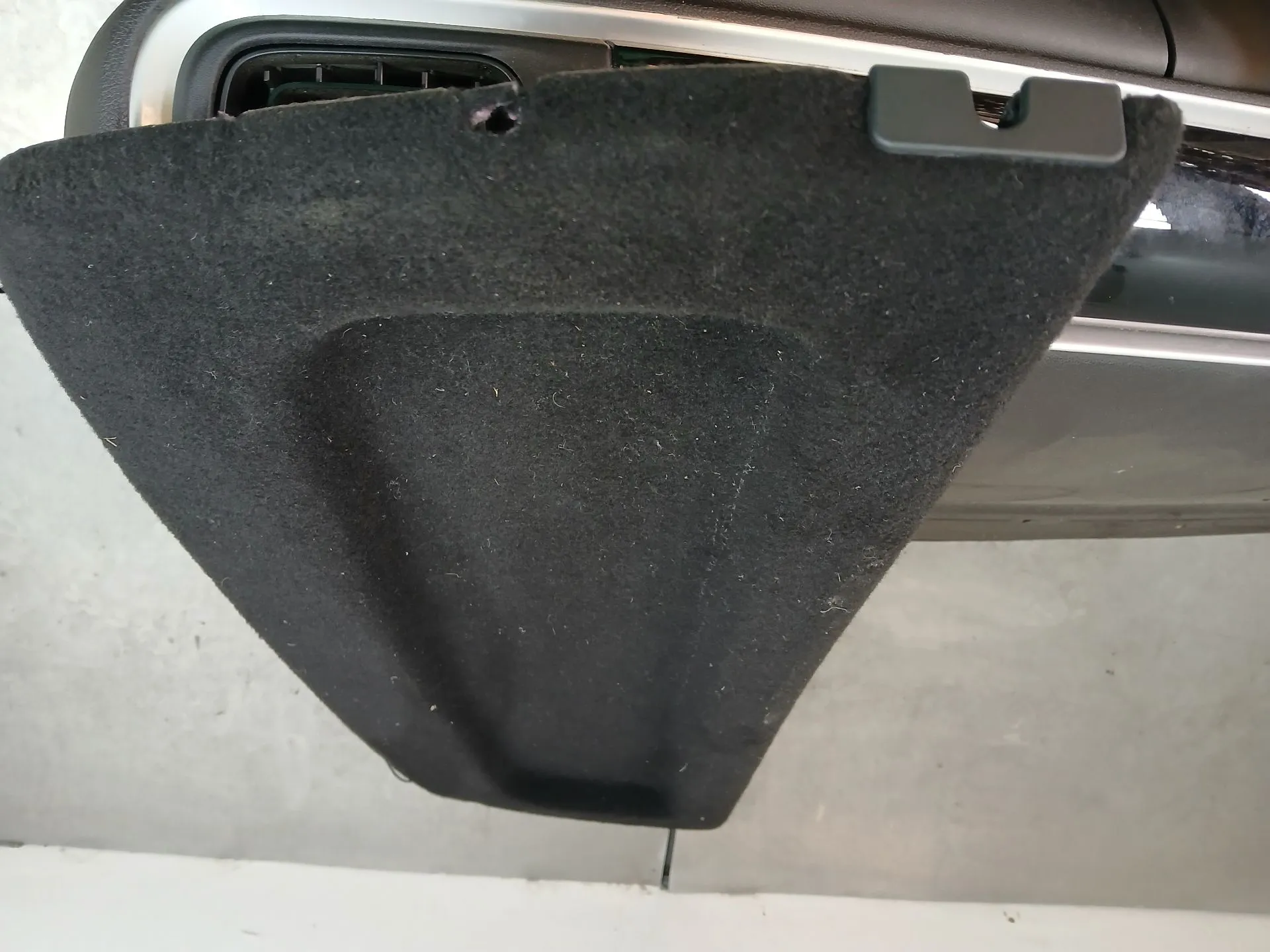 Plage arrière OPEL Corsa E Imagem-4