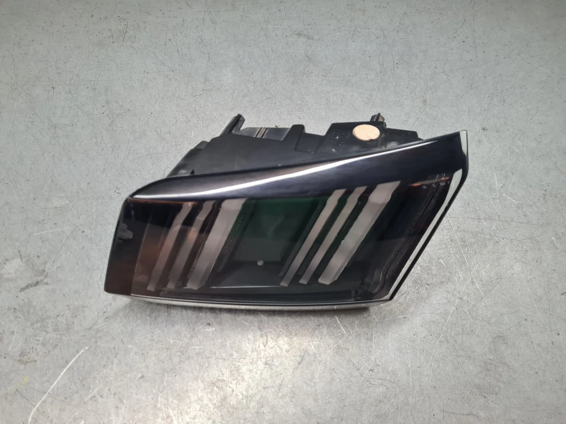 Fanale Destro Baule PEUGEOT 3008 II (M_) Imagem-3