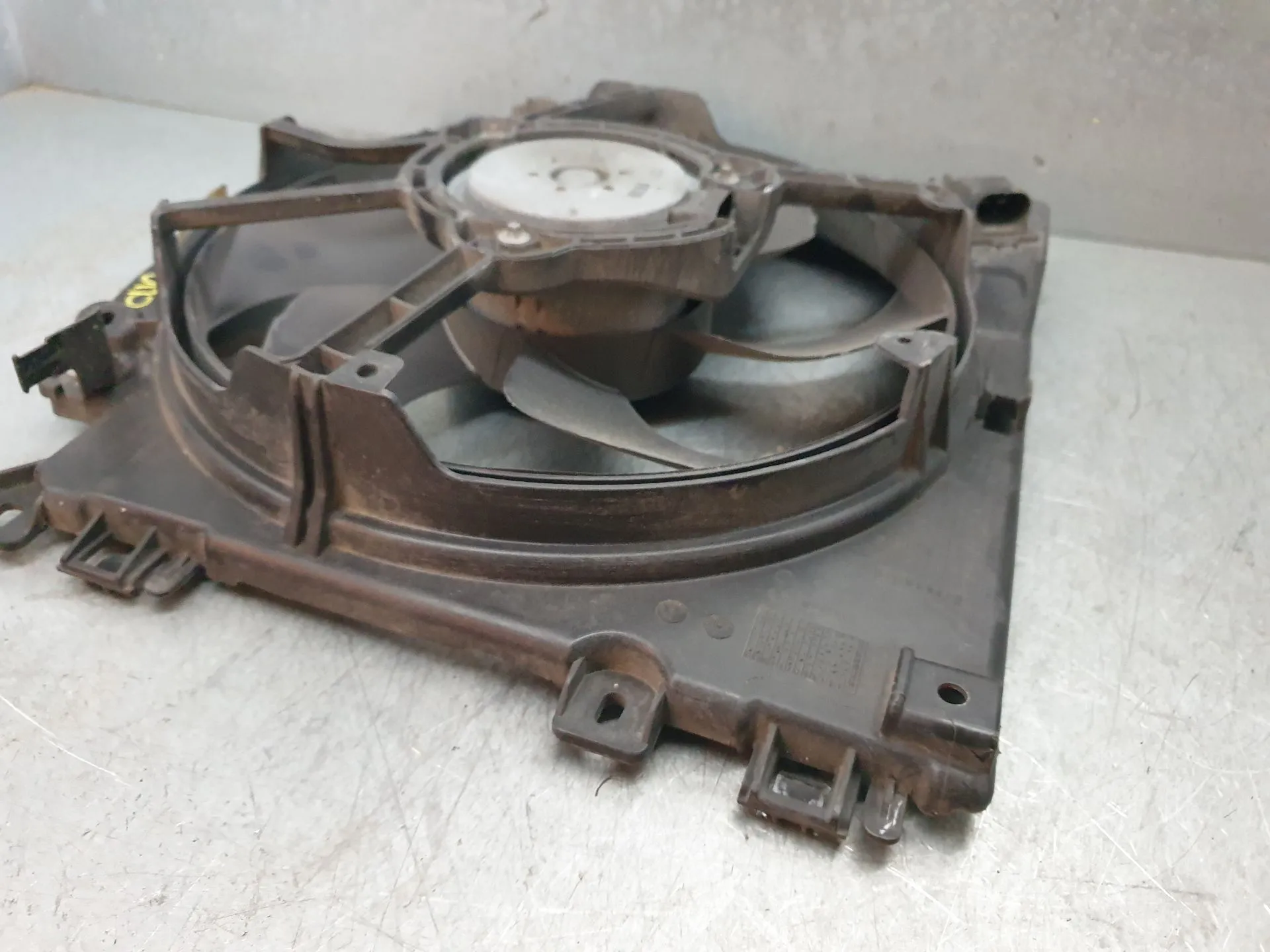 Ventilateur radiateur RENAULT Clio III (BR0/1, CR0/1) Imagem-2