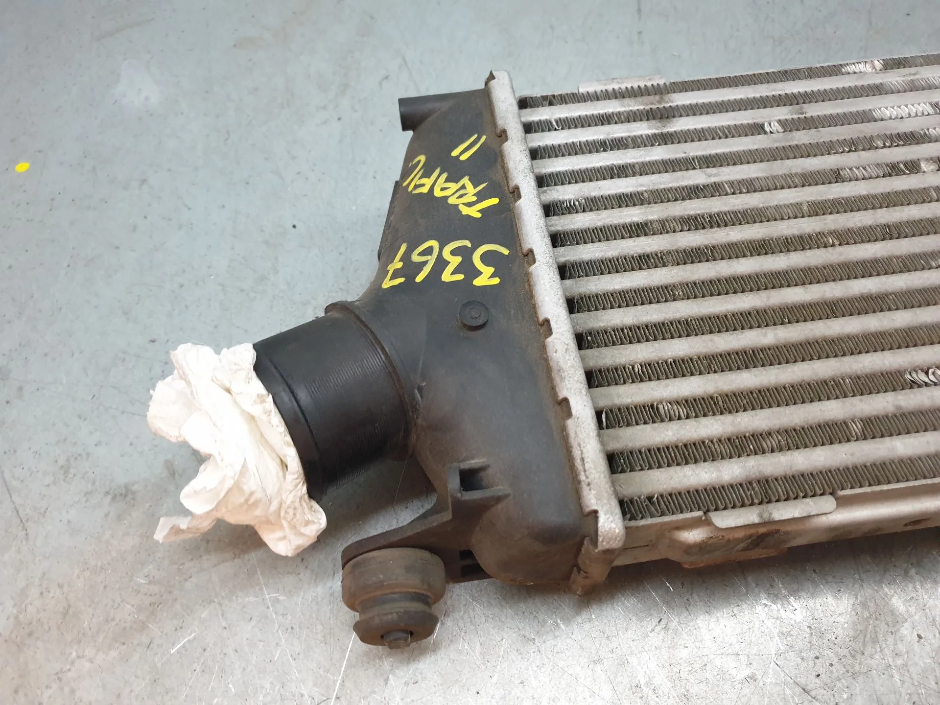 Radiador do intercooler RENAULT Trafic II (FL) Imagem-6