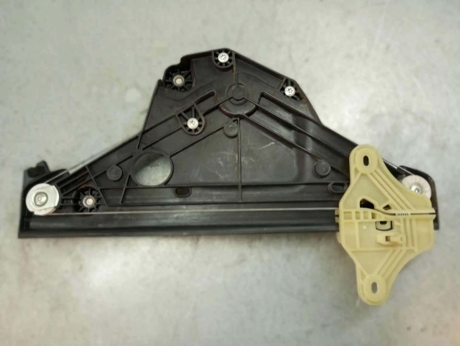 Elevador vidros trás direito RENAULT Clio V (BF_) Imagem-1