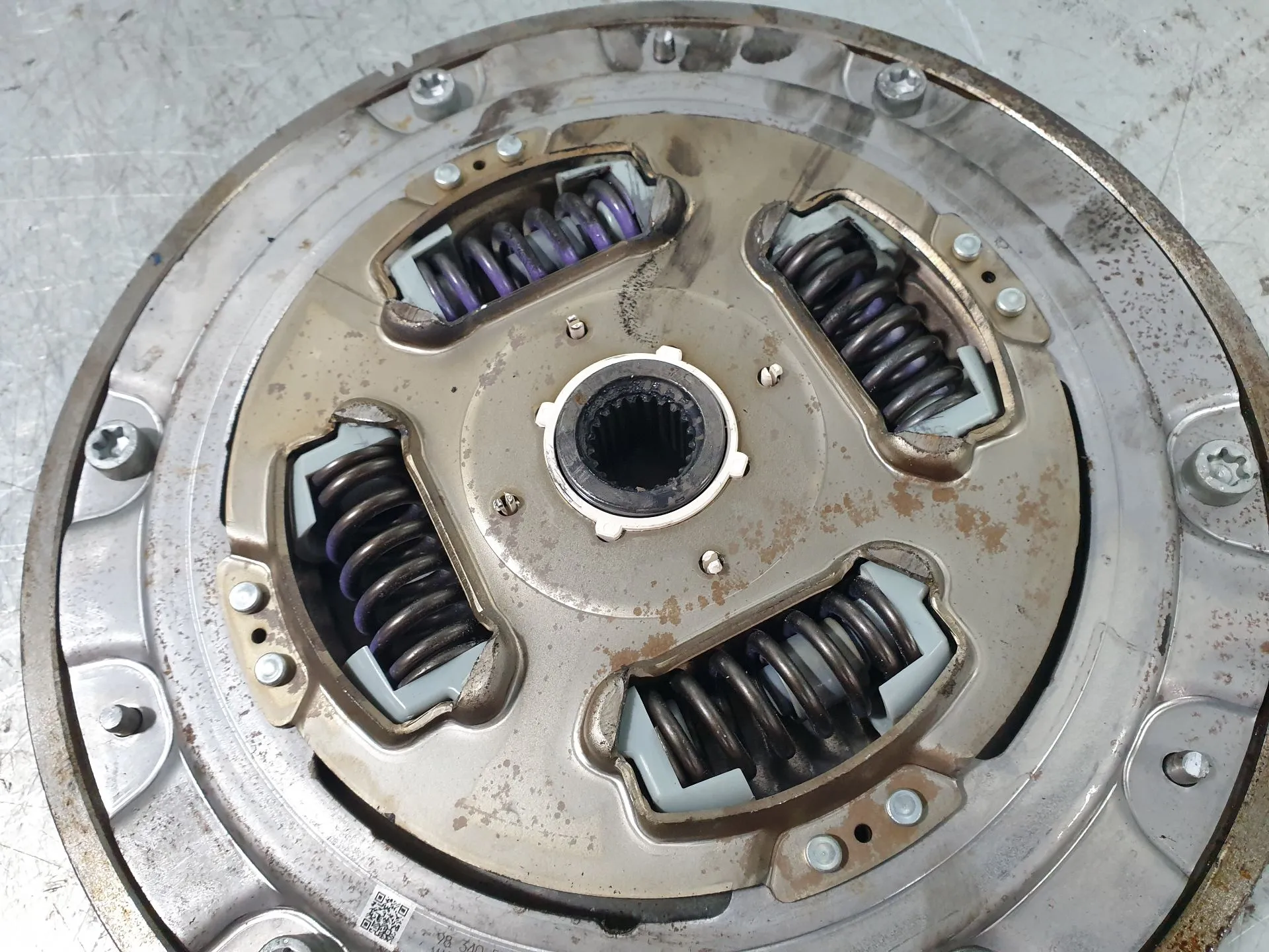 Flywheel PEUGEOT 3008 II (M_) Imagem-6