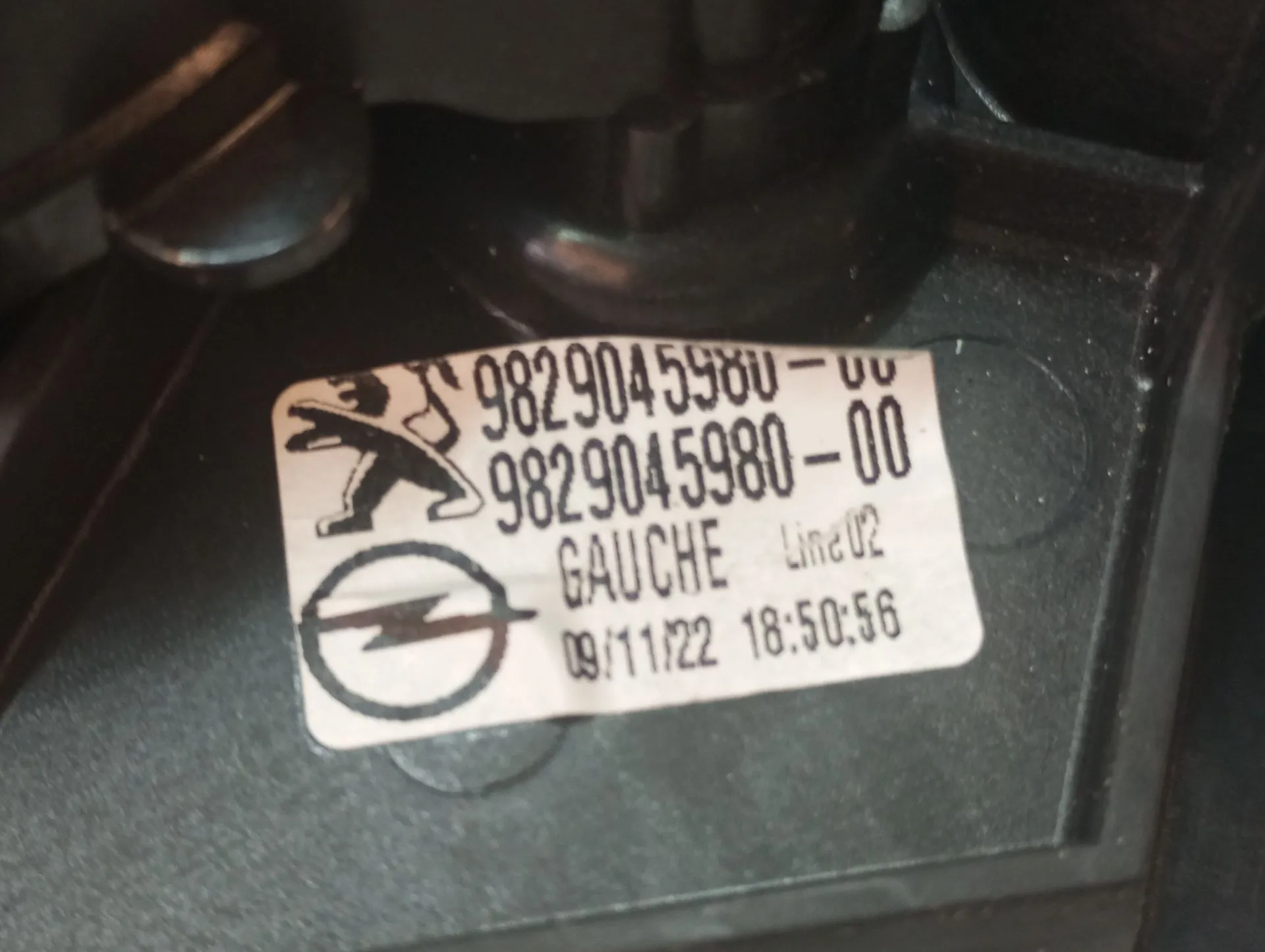 Elevalunas trasero izquierdo OPEL Corsa F Imagem-2