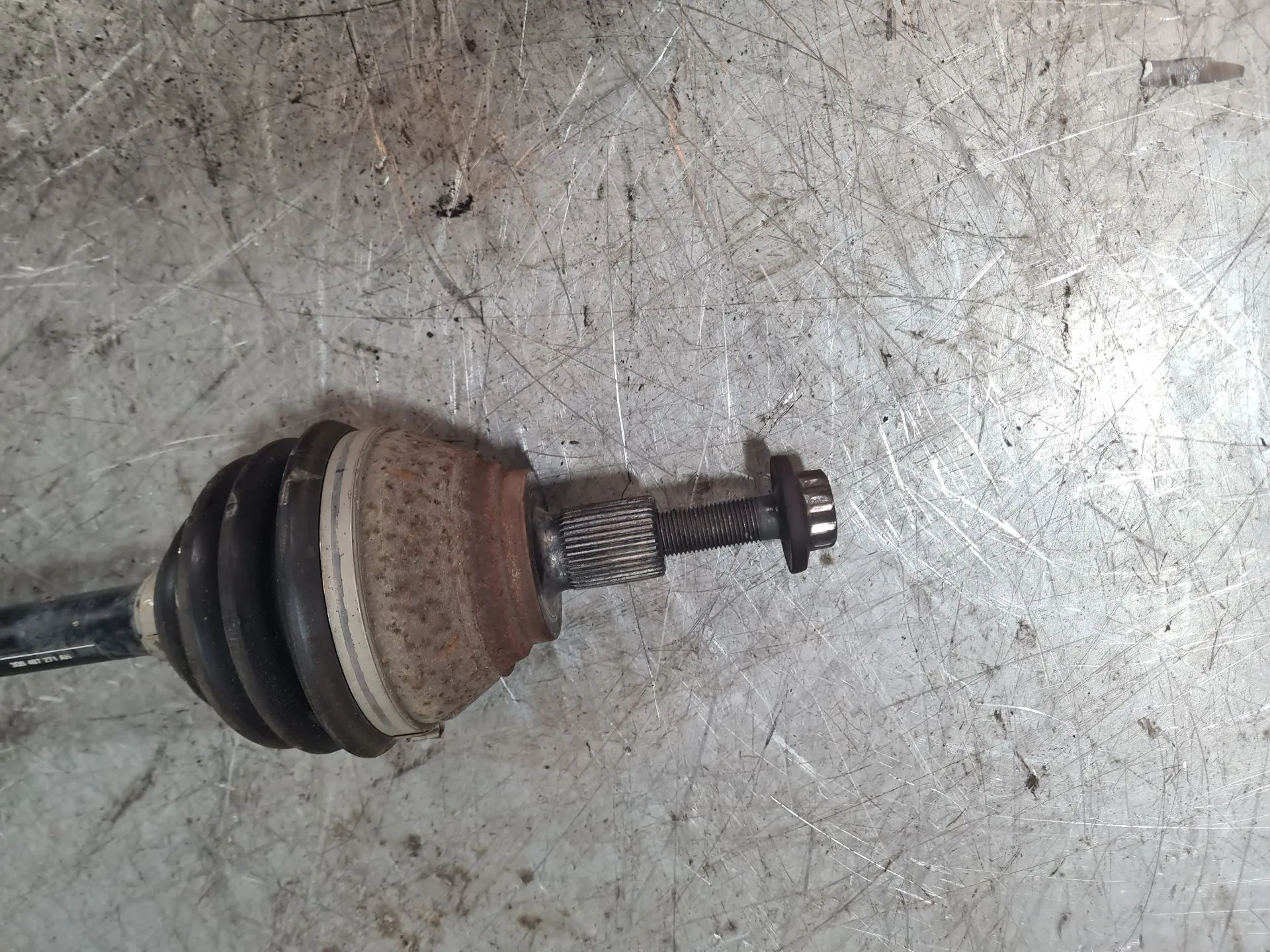 Left front driveshaft VOLKSWAGEN Tiguan (5N) Imagem-1