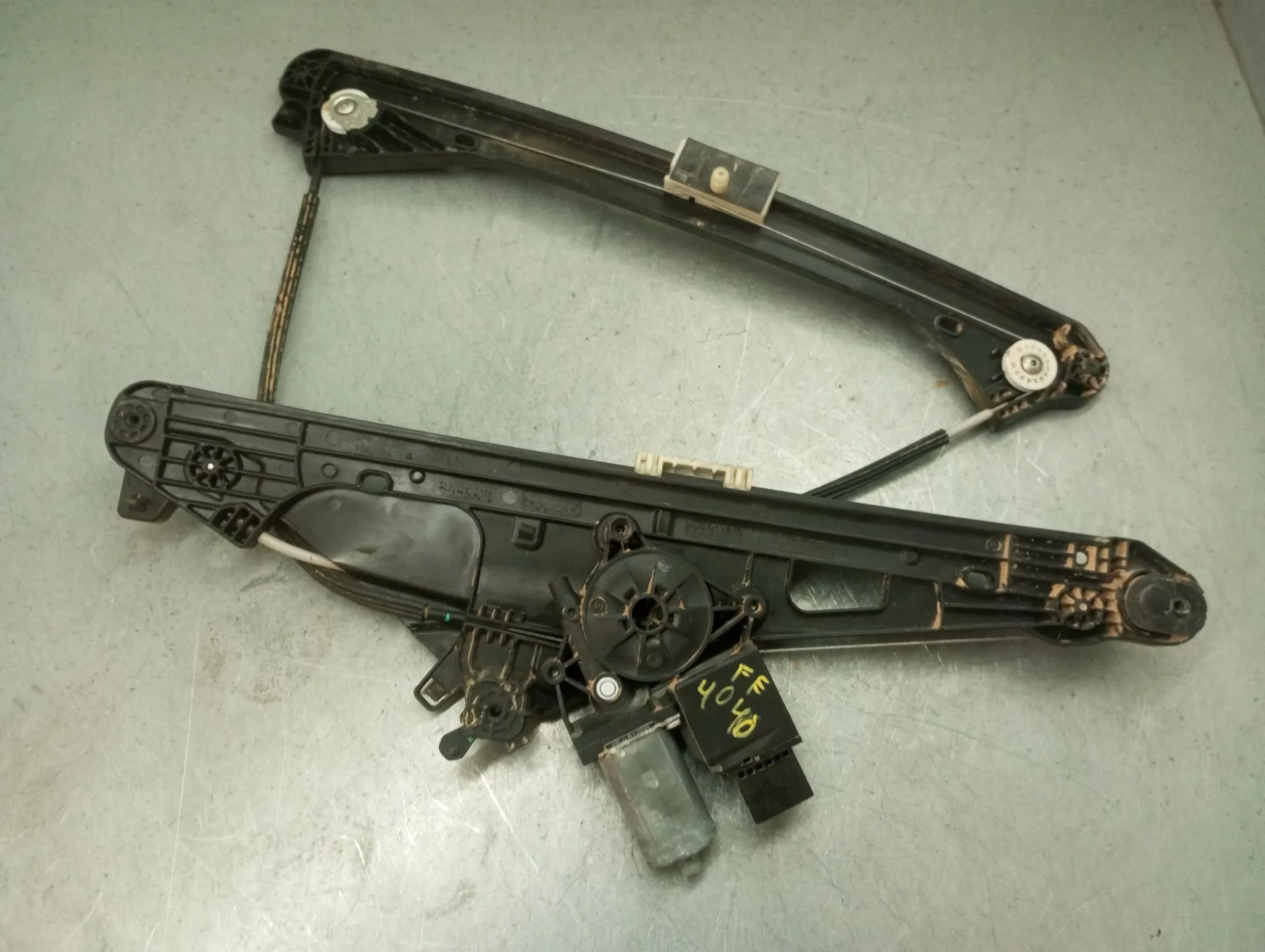 Lève-vitre avant gauche CITROËN C5 Aircross