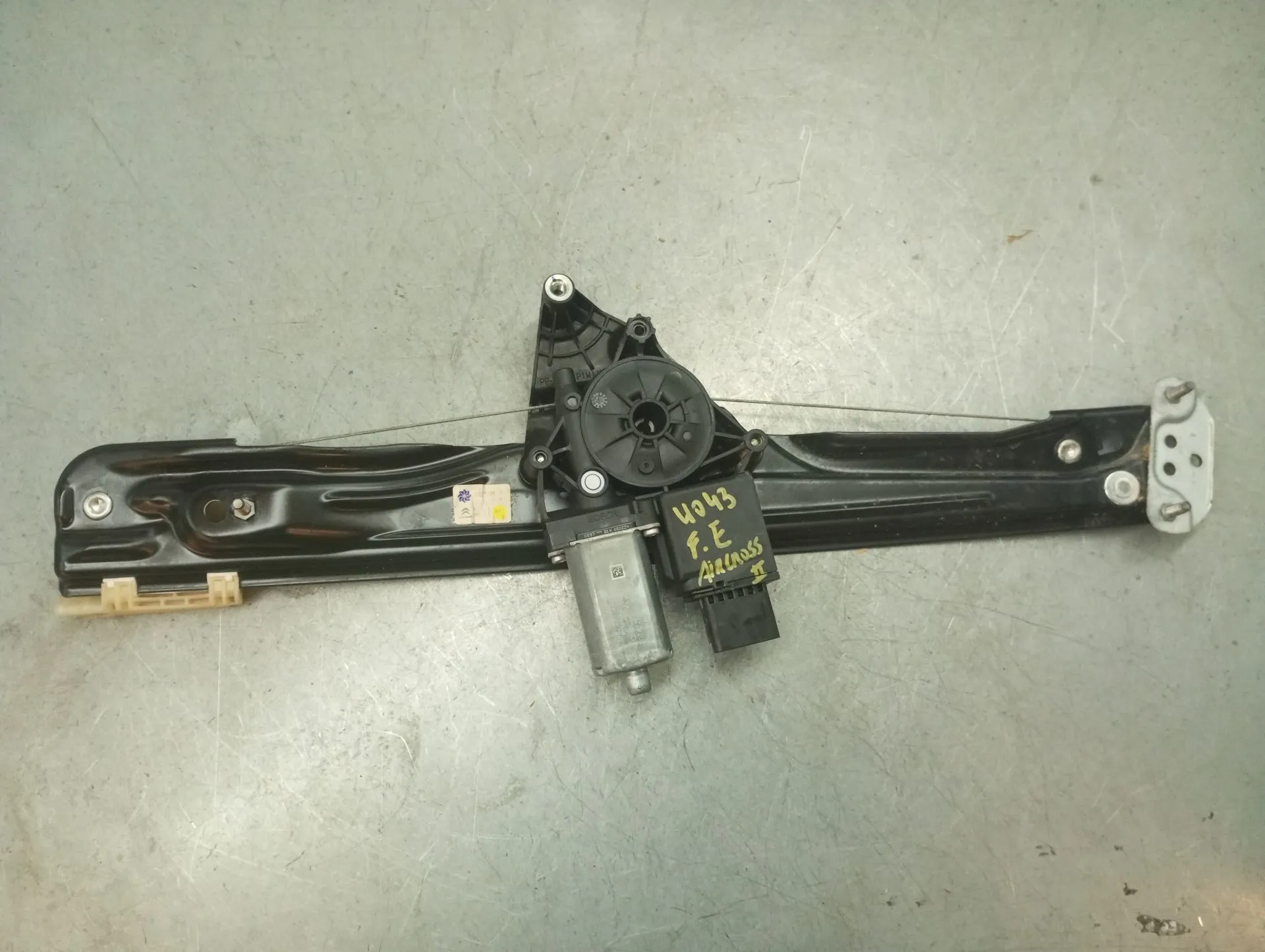 Lève-vitre avant gauche CITROËN C3 Aircross II Van (2C_, 2R_)