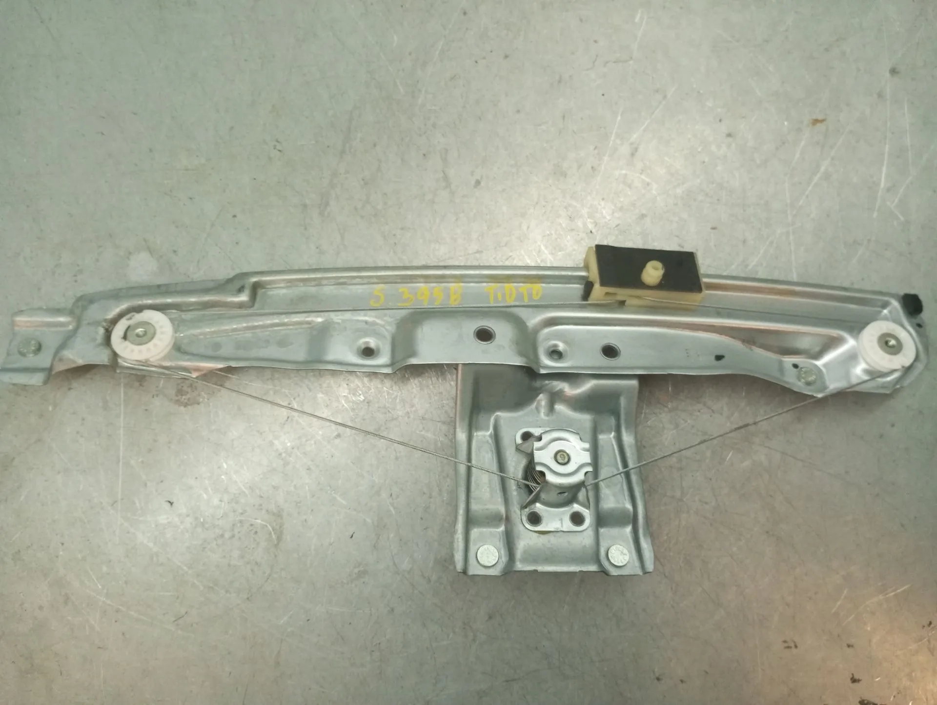 Right rear window regulator DACIA Sandero III