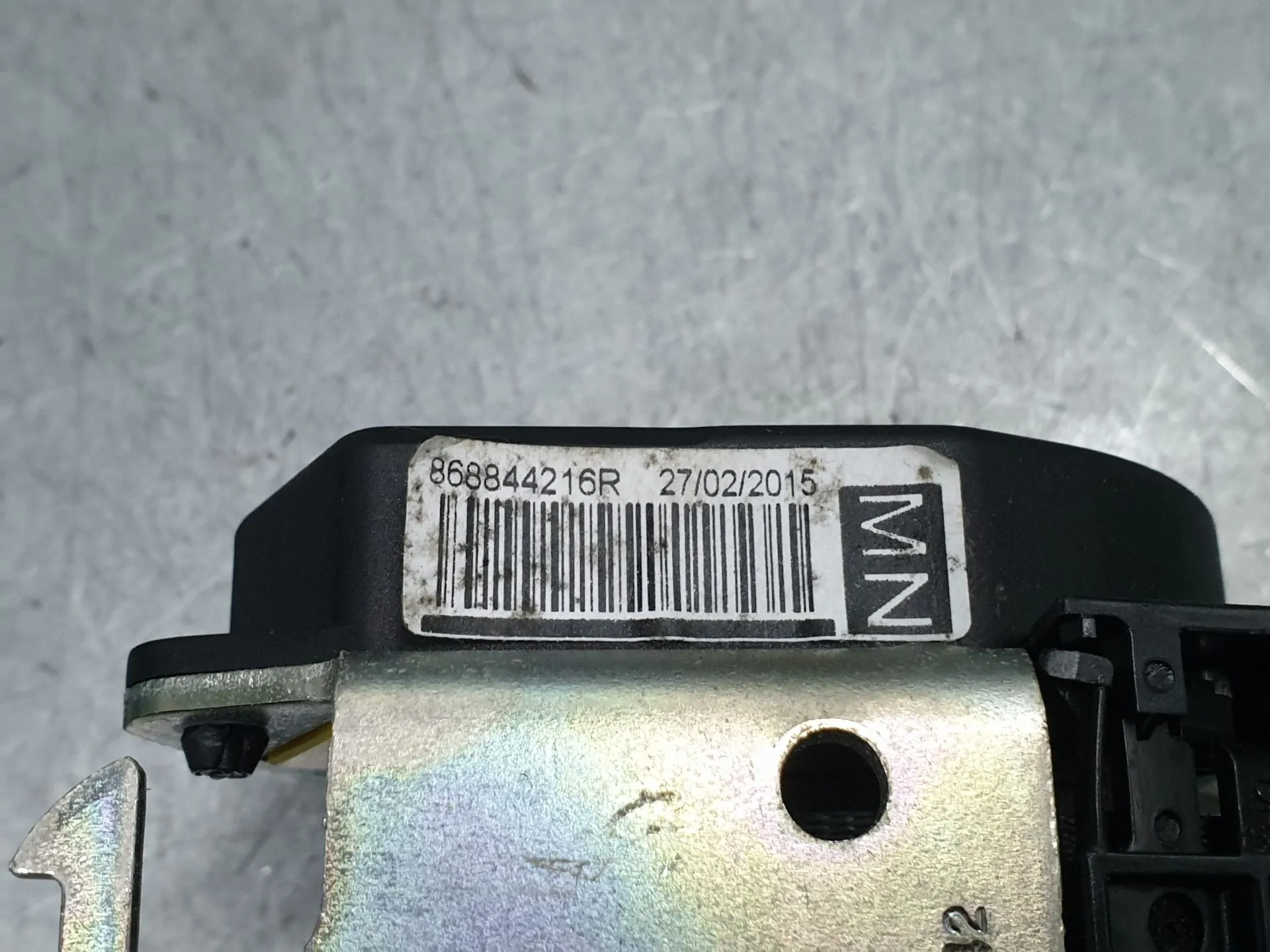 Prétensionneur de ceinture avant Droite RENAULT Clio IV (BH_) Imagem-3