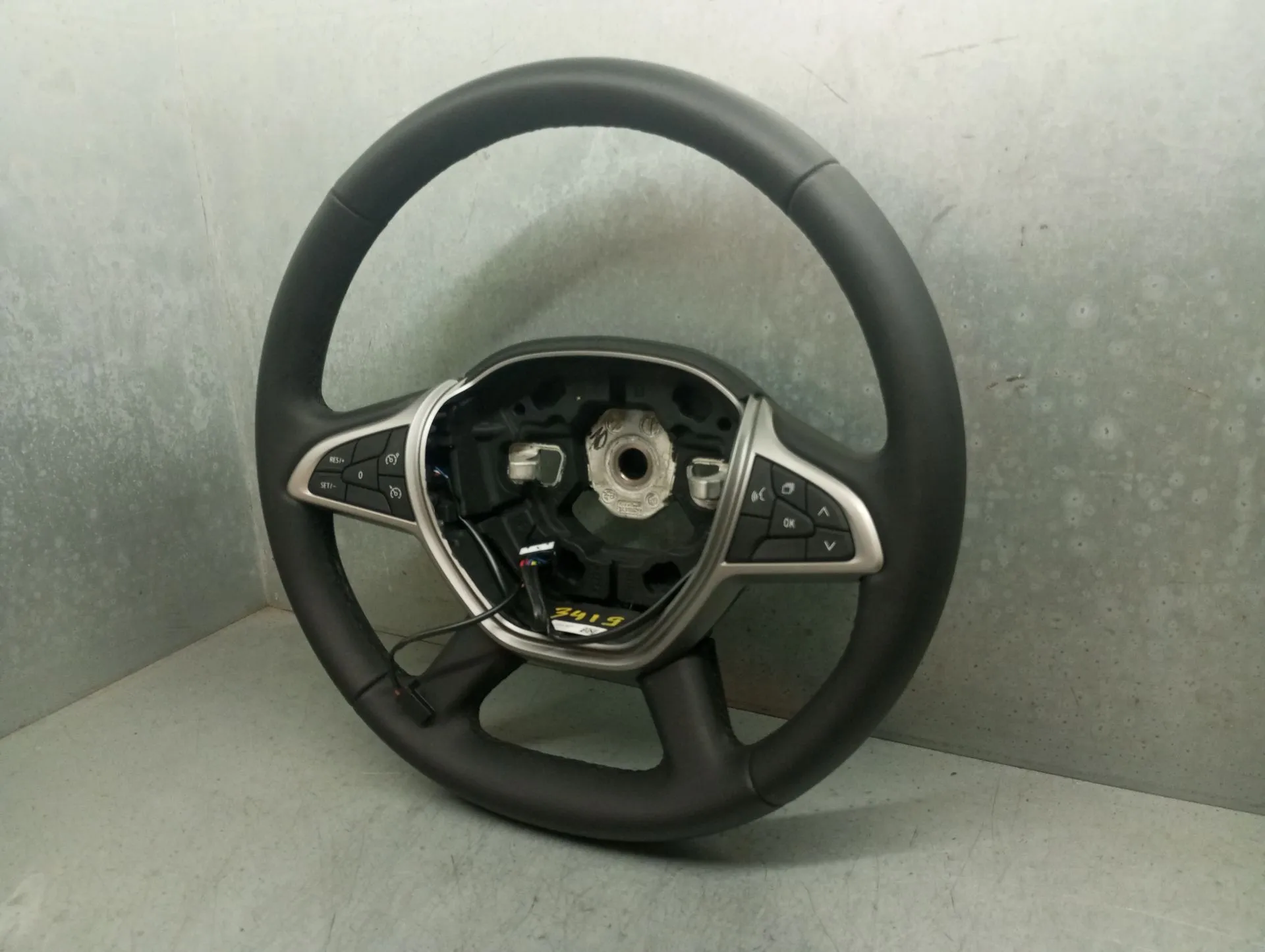 Volante DACIA Sandero III Imagem-2