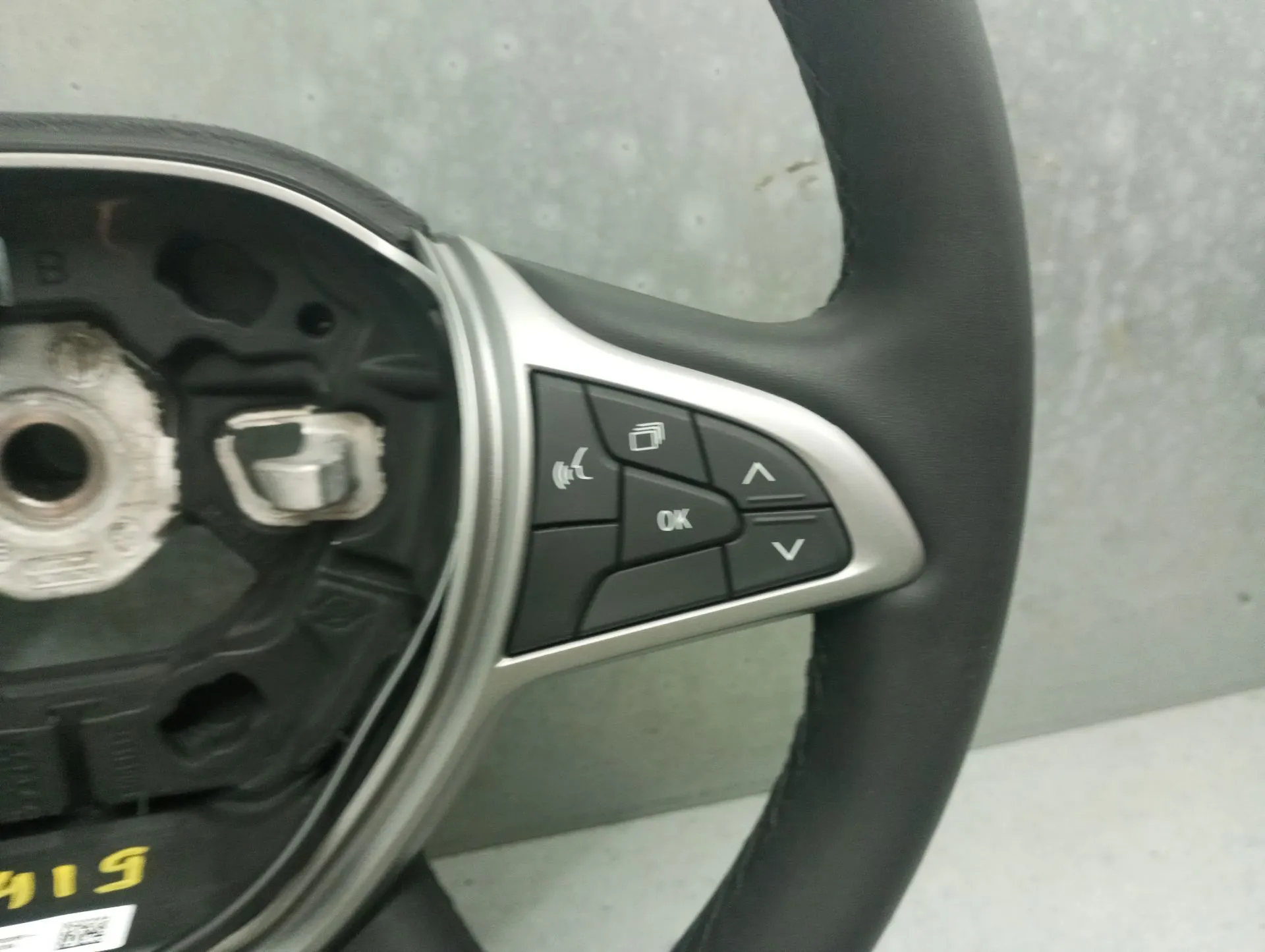 Volante DACIA Sandero III Imagem-4