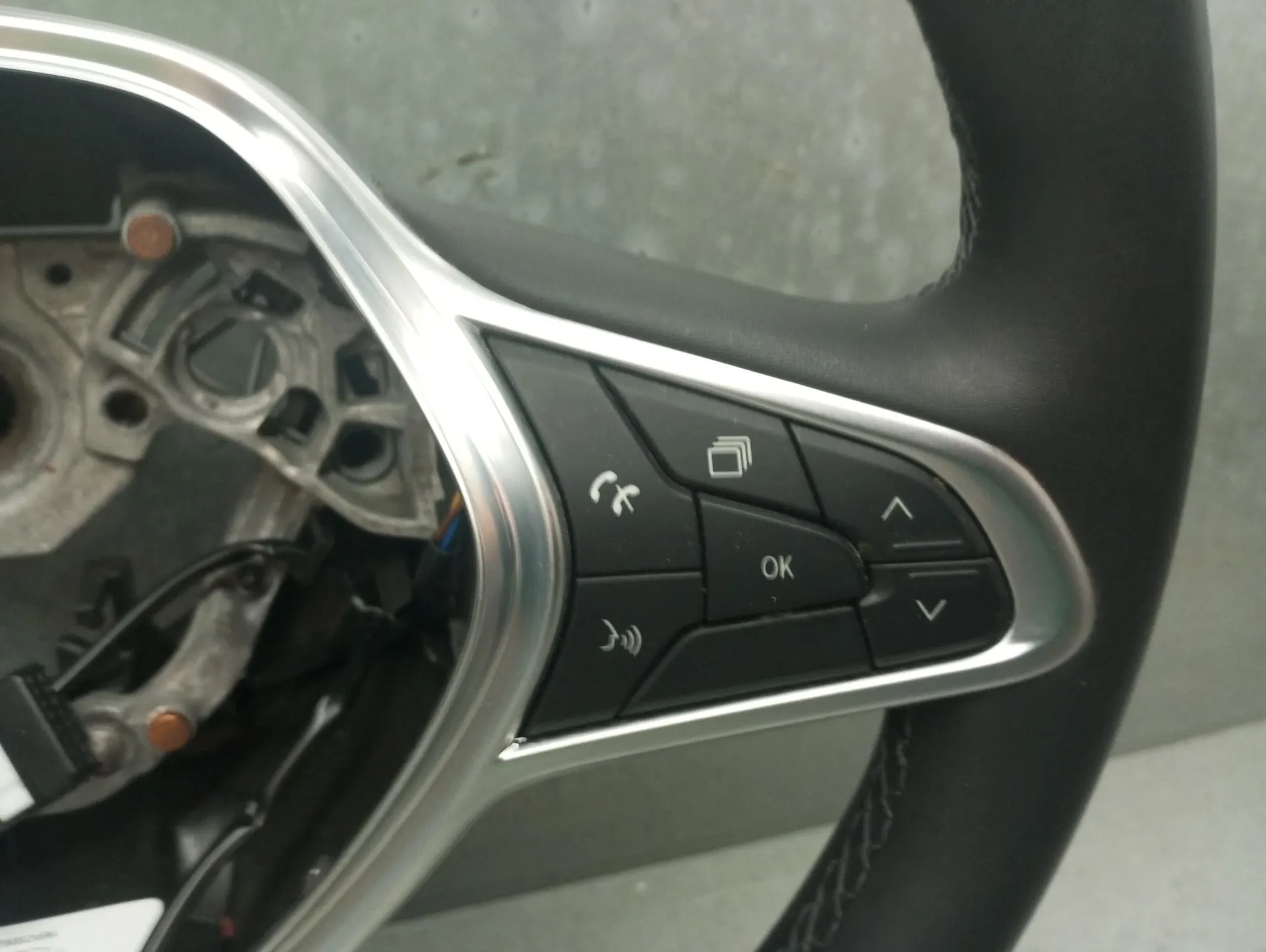 Volante RENAULT Clio V (BF_) Imagem-4