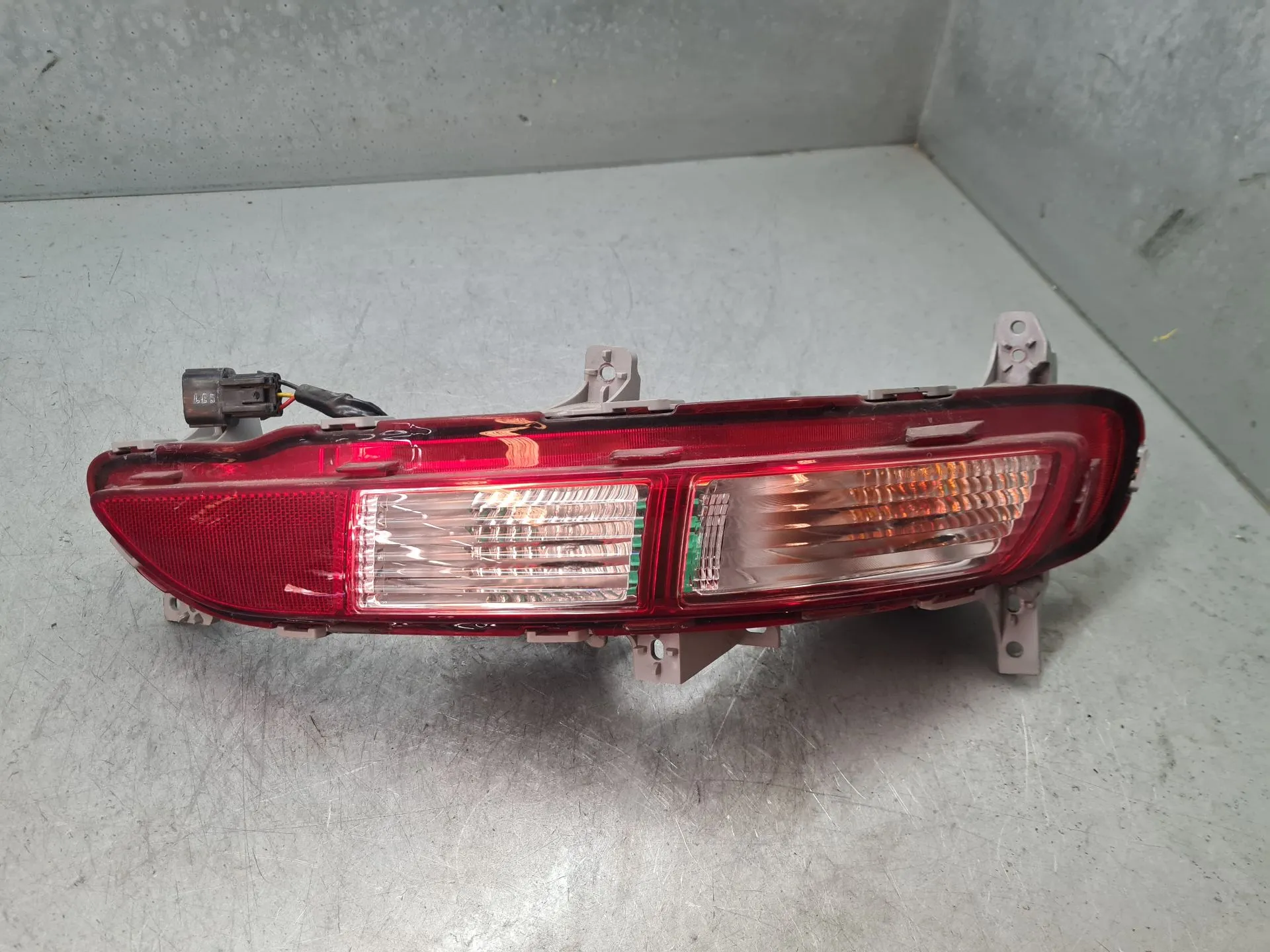 Freccia posteriore destra KIA Sportage (QL)