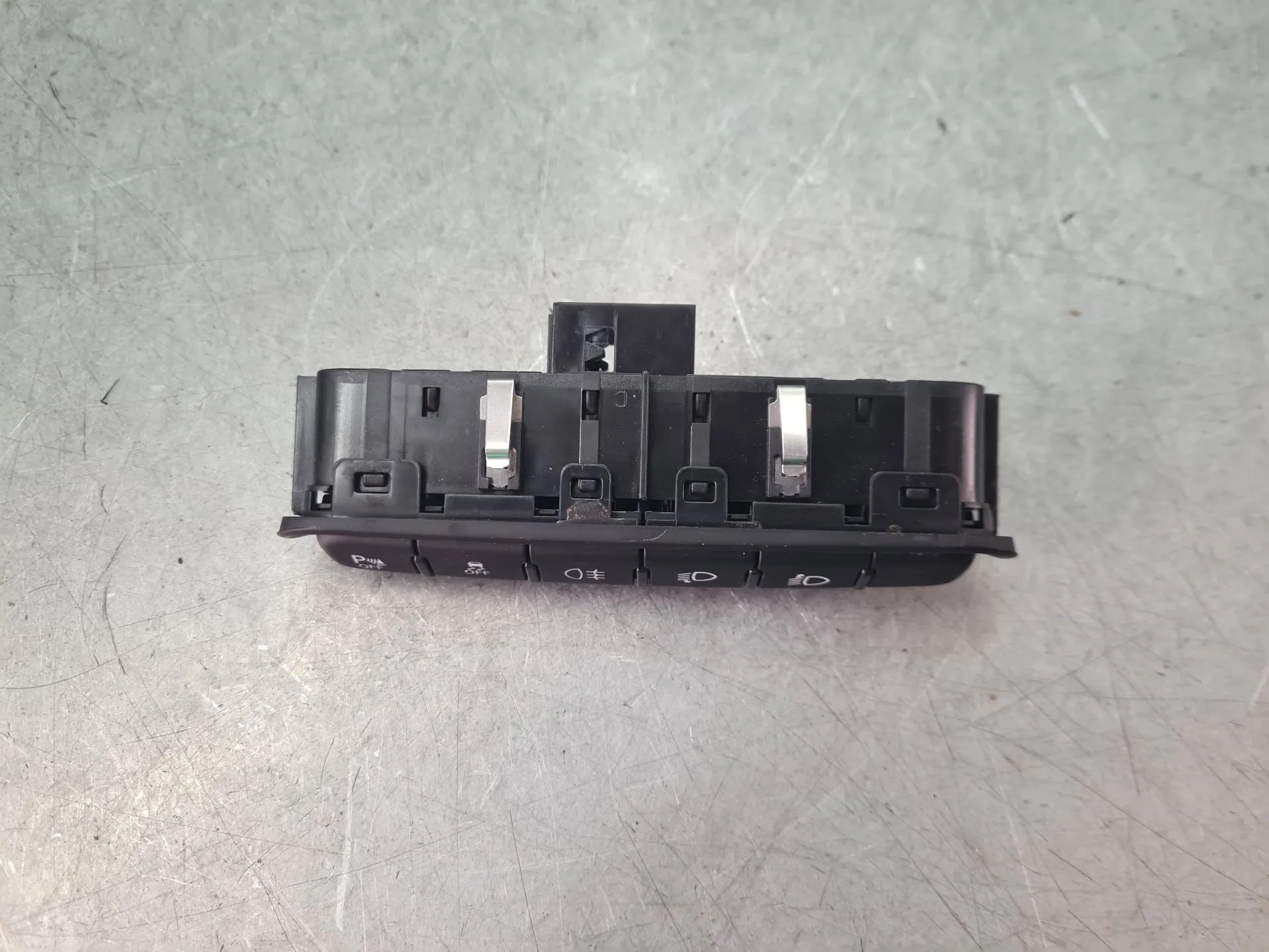 Comando / botão / interruptor multifunções ABARTH 500E Imagem-1