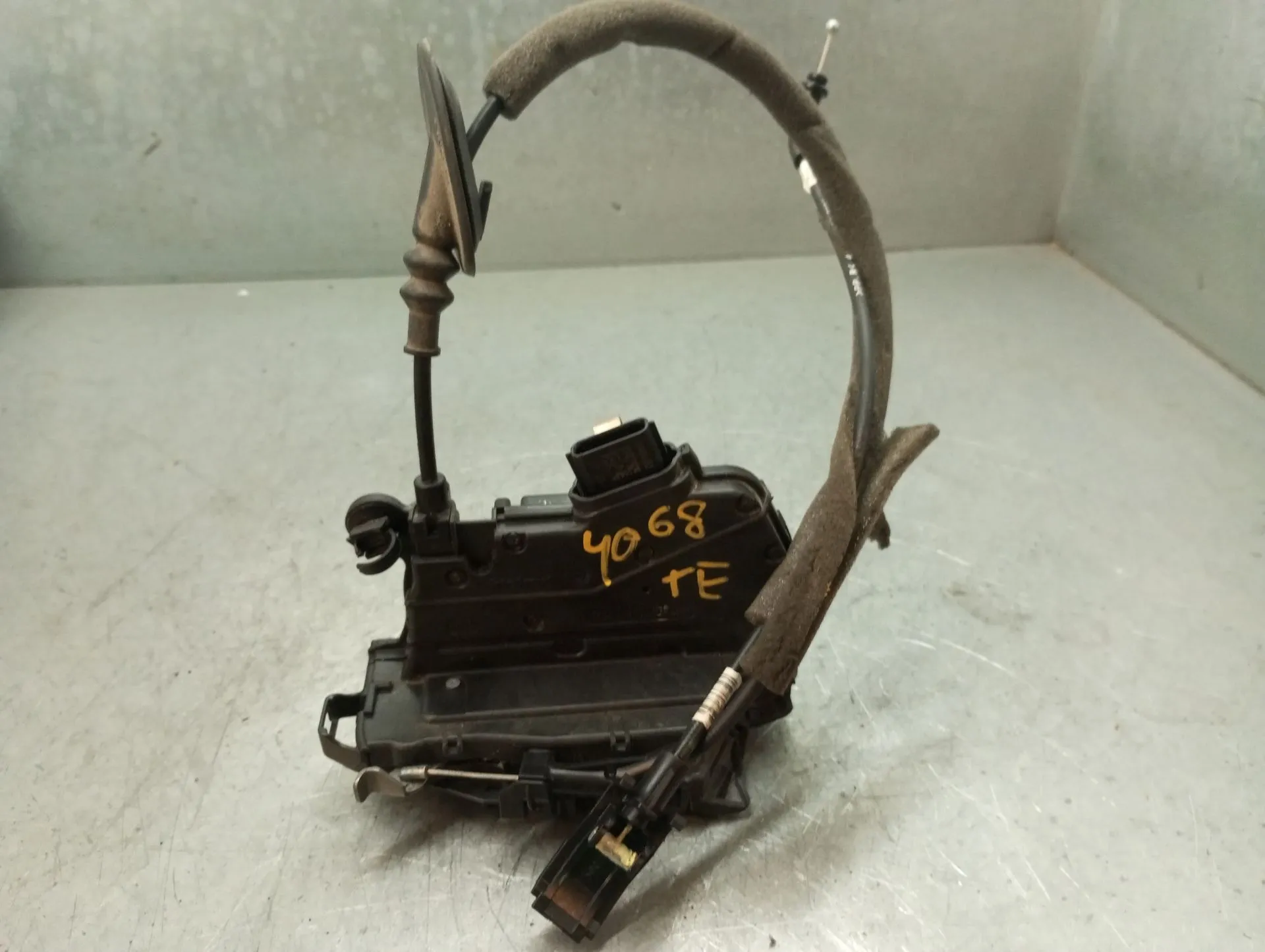 Serratura / chiusura posteriore Sinistra RENAULT Clio V (BF_)