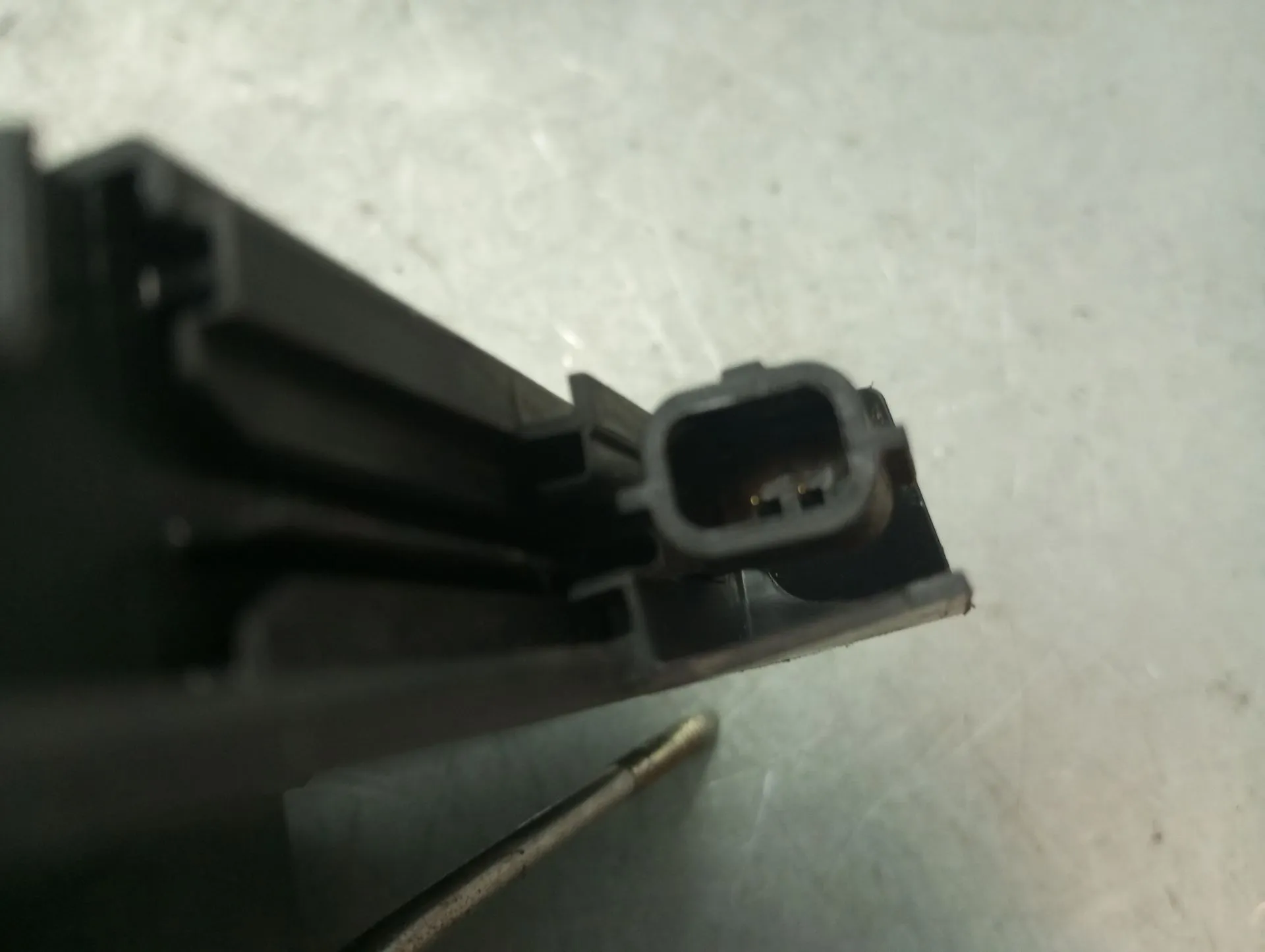 Cerradura / cierre puerta trasera izquierda DACIA Duster (HM_) Imagem-1