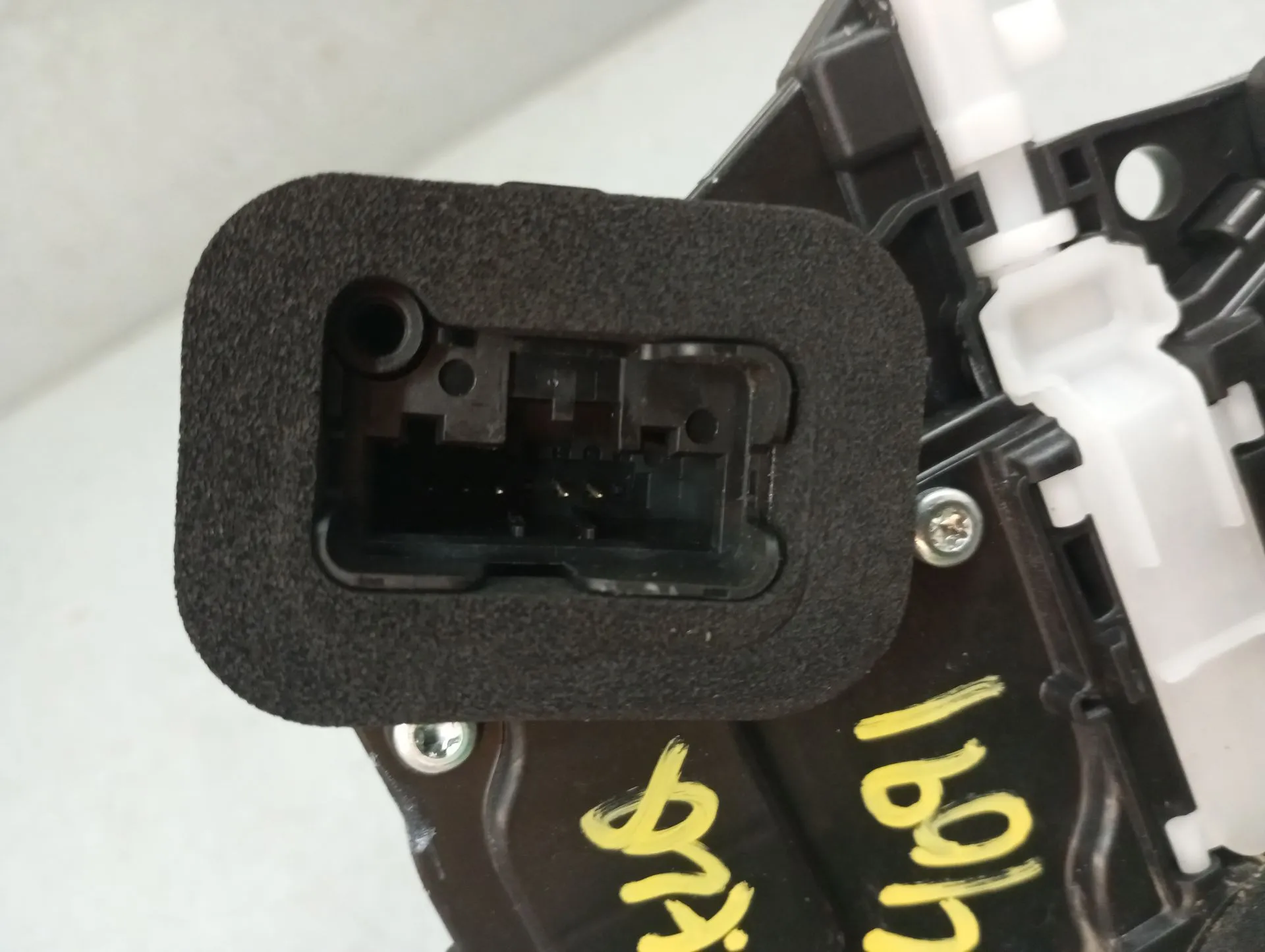 Serratura / chiusura porta anteriore sinistro VOLKSWAGEN Polo (AW1) Imagem-3