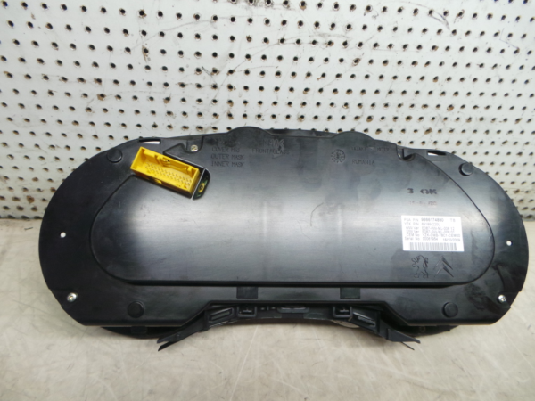 Instrument cluster PEUGEOT 5008 I (0U_, 0E_) Imagem-1