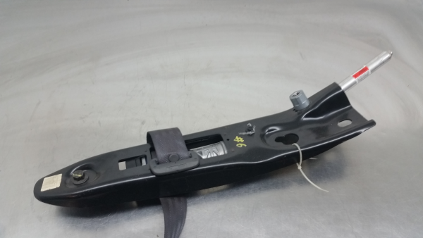 Prétensionneur de ceinture avant gauche VOLVO XC90 I