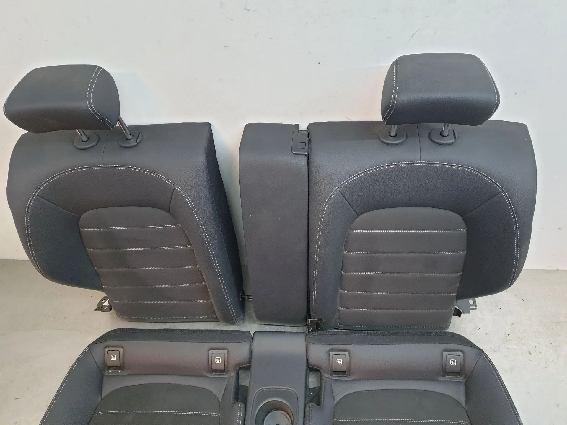 Banco trás MERCEDES-BENZ Classe C Coupé (C205) Imagem-5