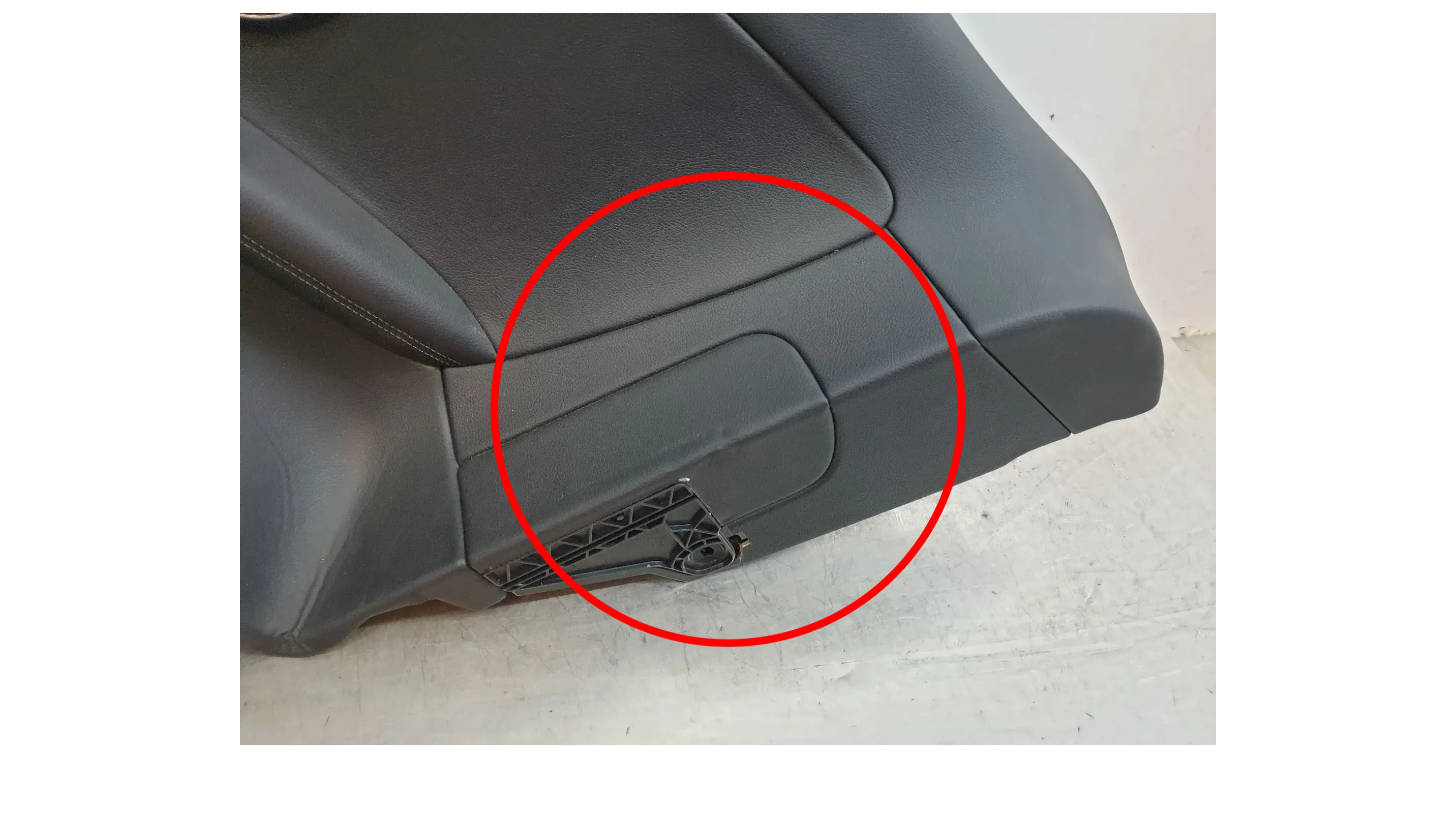 Rivestimento generico MERCEDES-BENZ Classe C Coupé (C205) Imagem-8