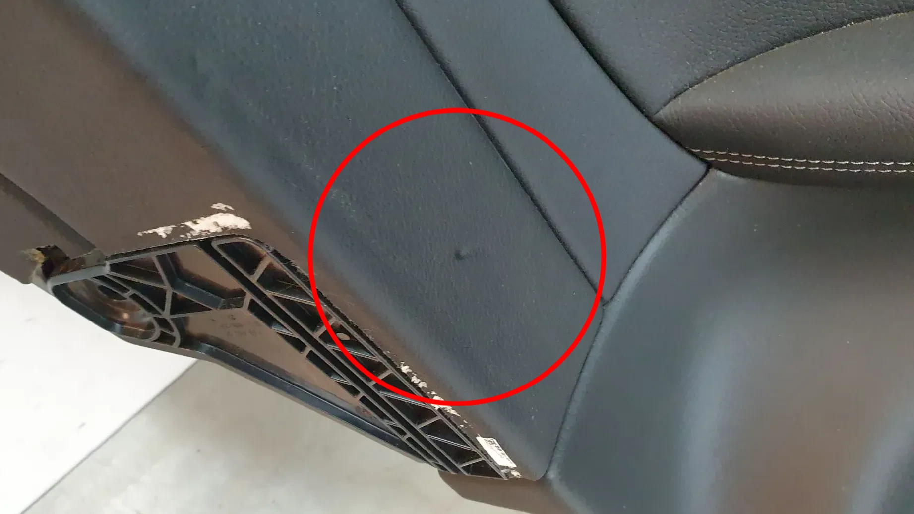 Forra / revestimento genérico MERCEDES-BENZ Classe C Coupé (C205) Imagem-7