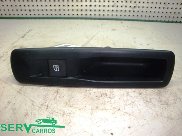 Mando / interruptor elevalunas delantero derecho RENAULT Megane III (BZ0_)
