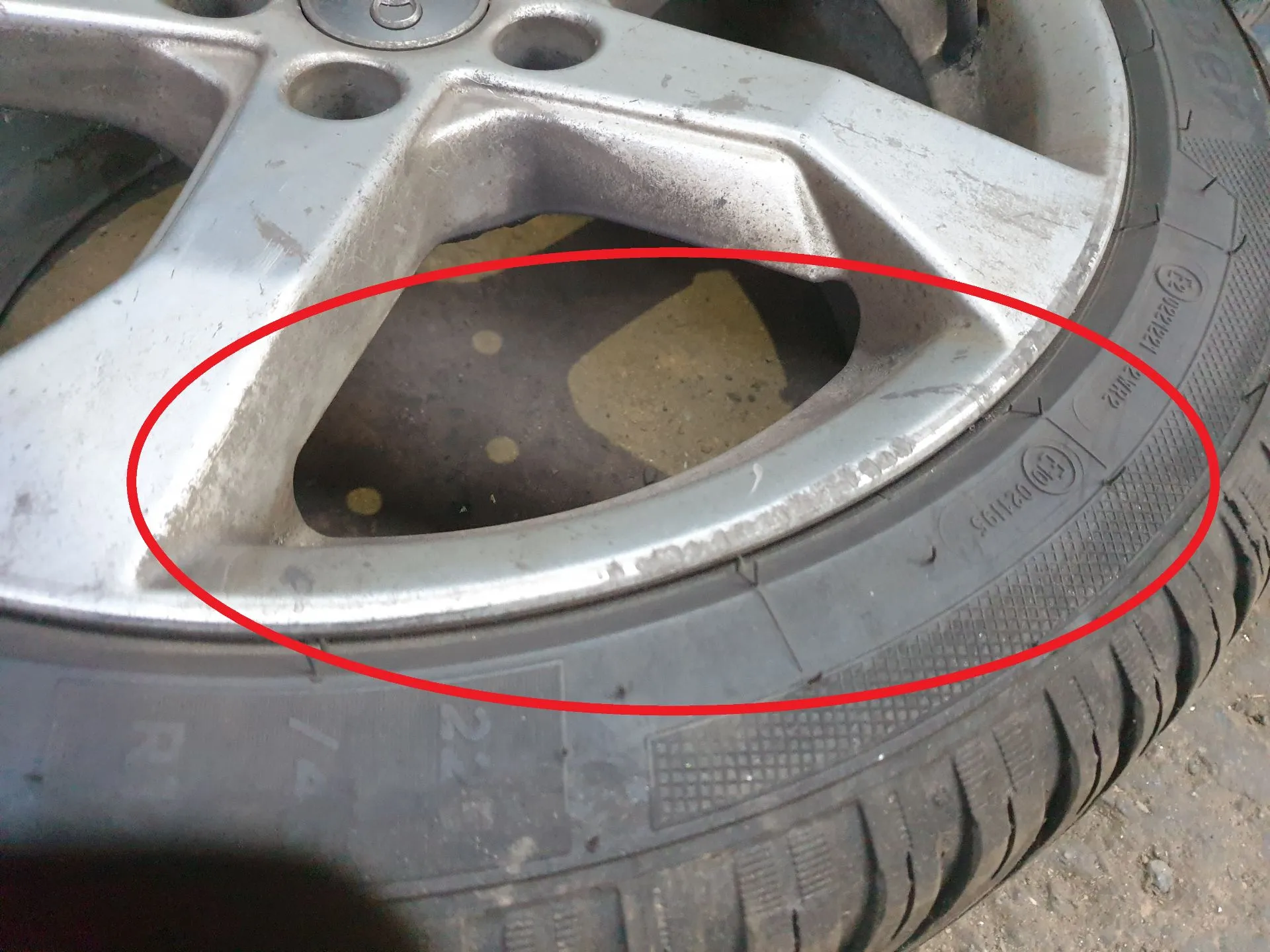 Cerchio Anteriore Sinistro AUDI A3 Sportback (8VA, 8VF) Imagem-4