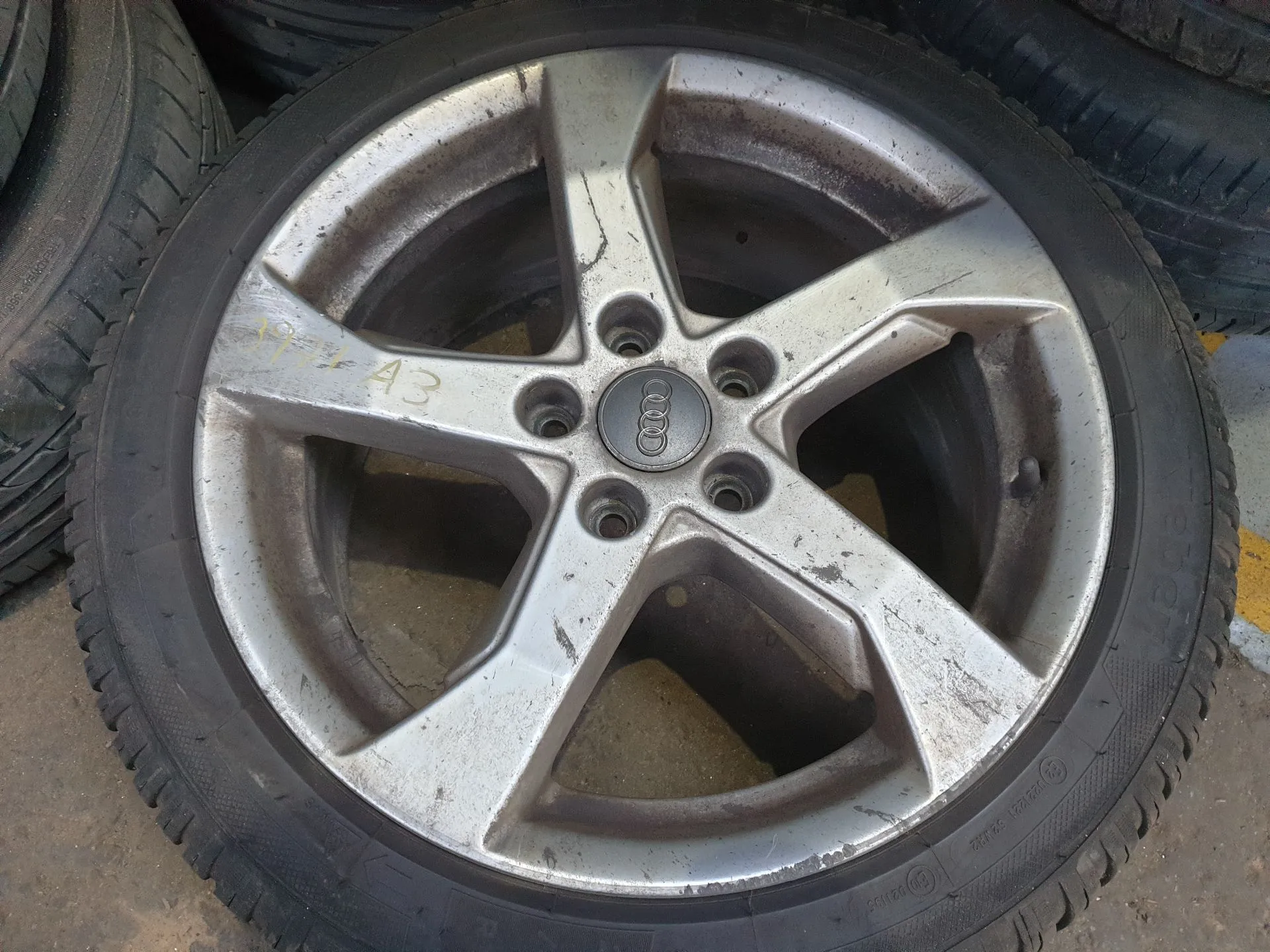 Cerchio Anteriore Sinistro AUDI A3 Sportback (8VA, 8VF)