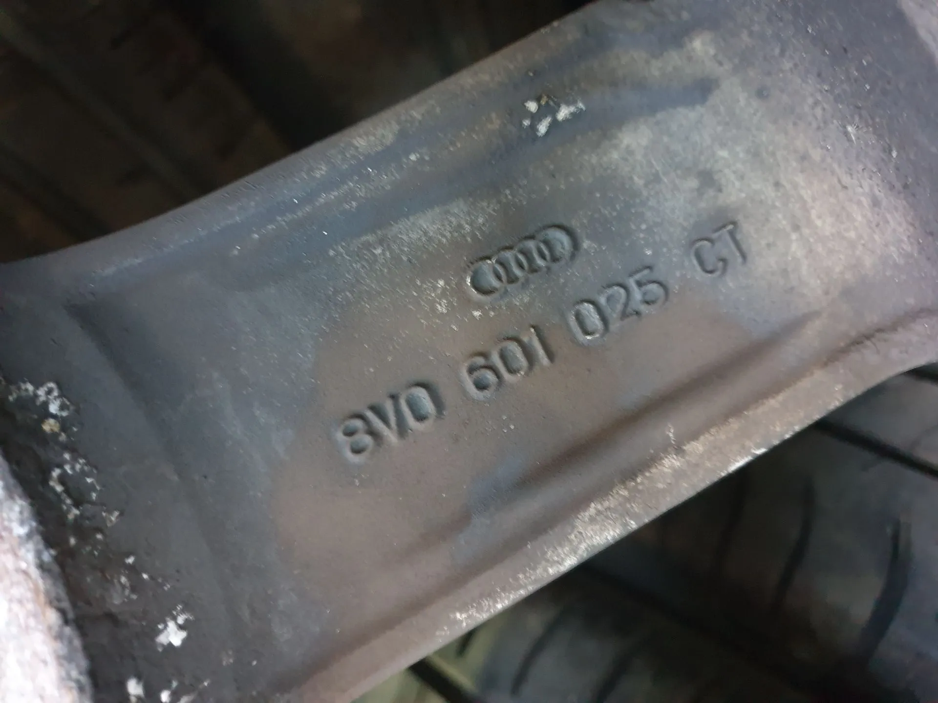 Cerchio Posteriore Sinistro AUDI A3 Sportback (8VA, 8VF) Imagem-3