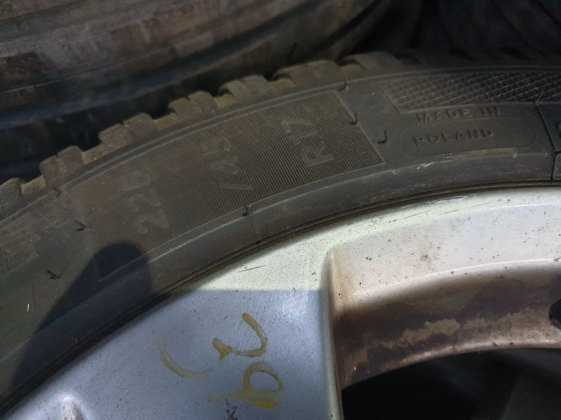 Pneumatico AUDI A3 Sportback (8VA, 8VF) Imagem-1