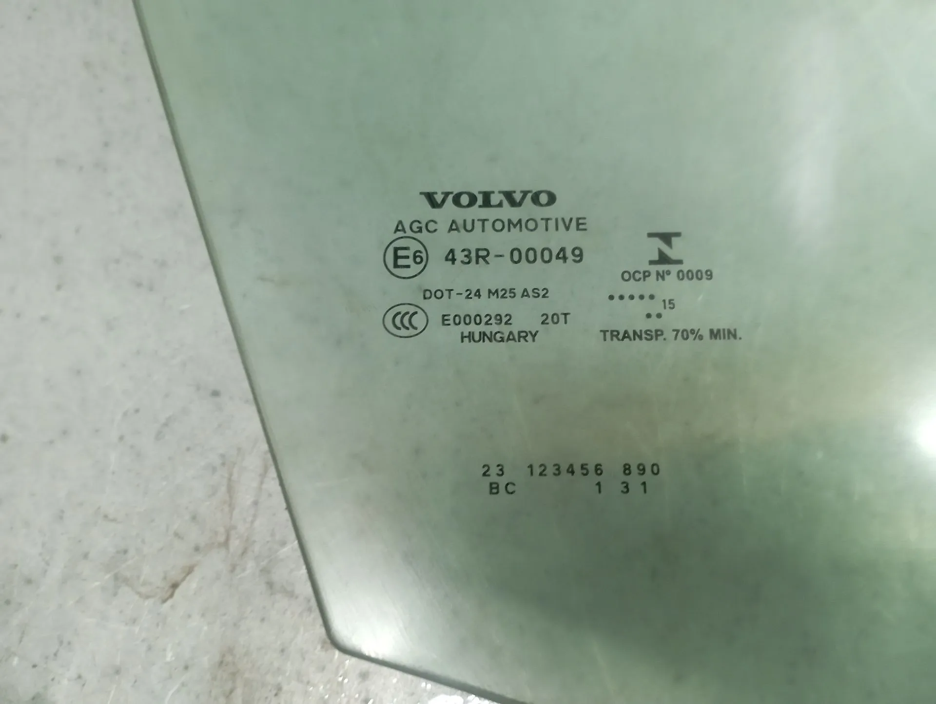 Vidrio puerta Delantero Derecho VOLVO V40 Hatchback Imagem-1